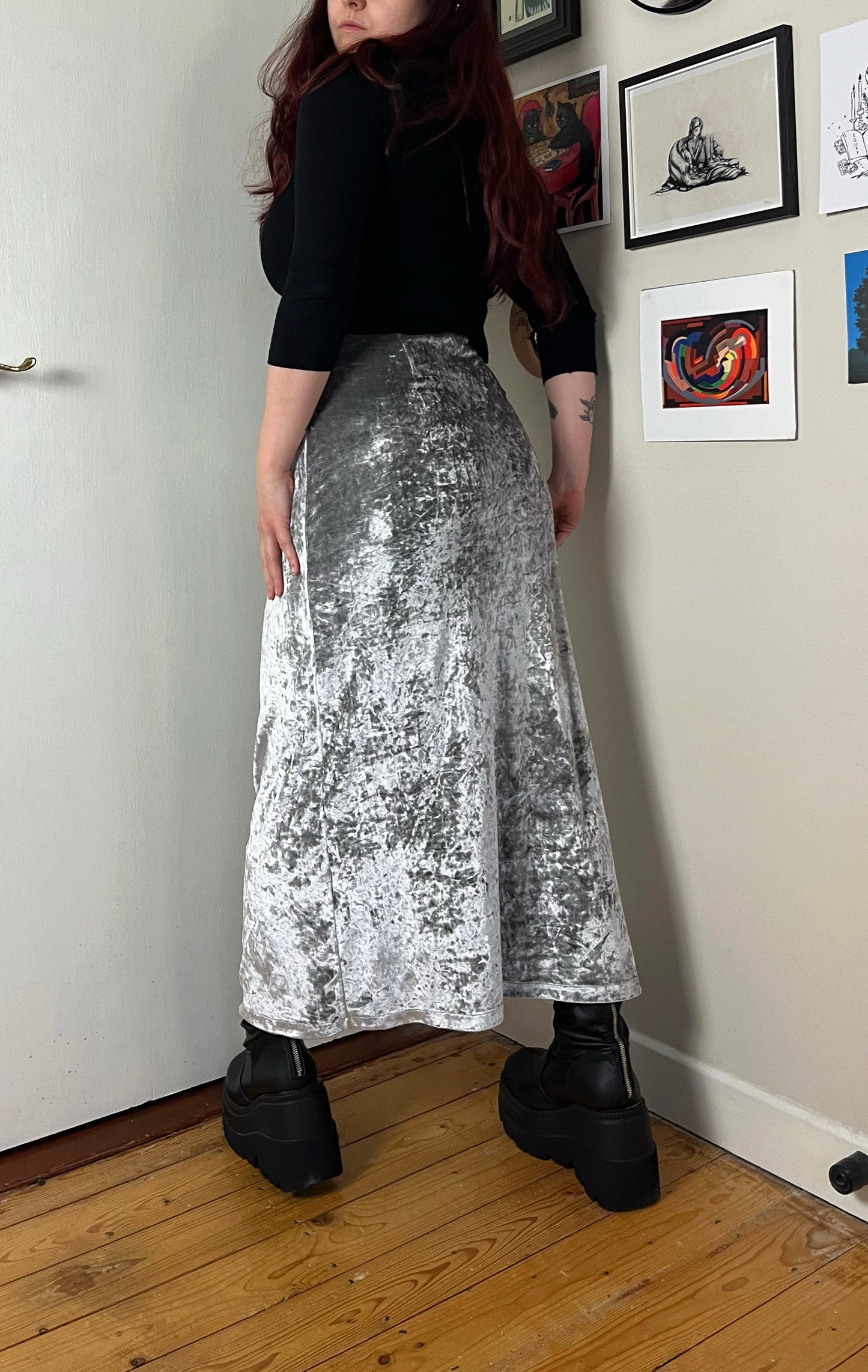 Luna 00s Skirt UK 8-12