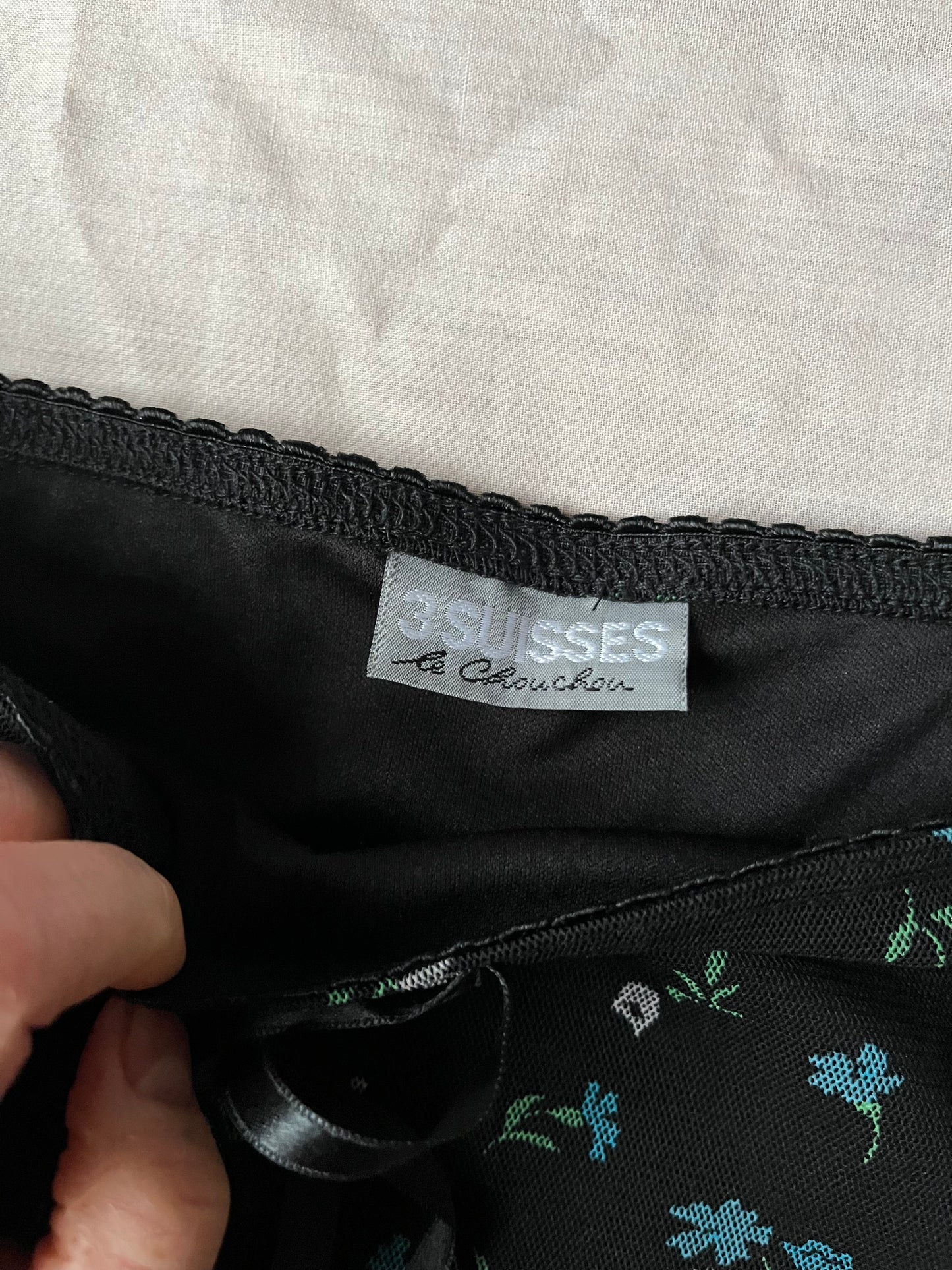 Black Floral Mesh Midi Skirt - UK 8-10