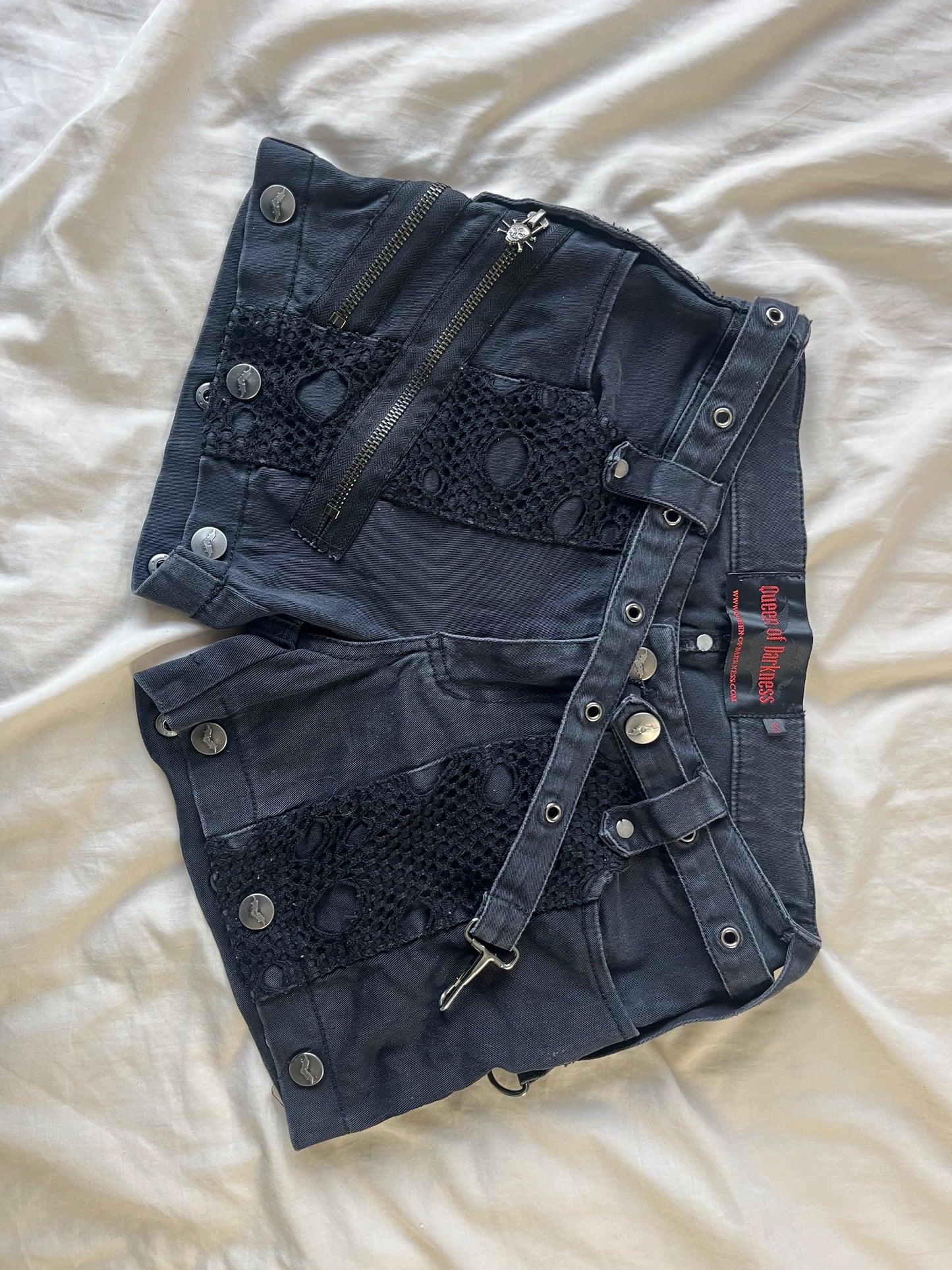 Alyssa Shorts UK 6