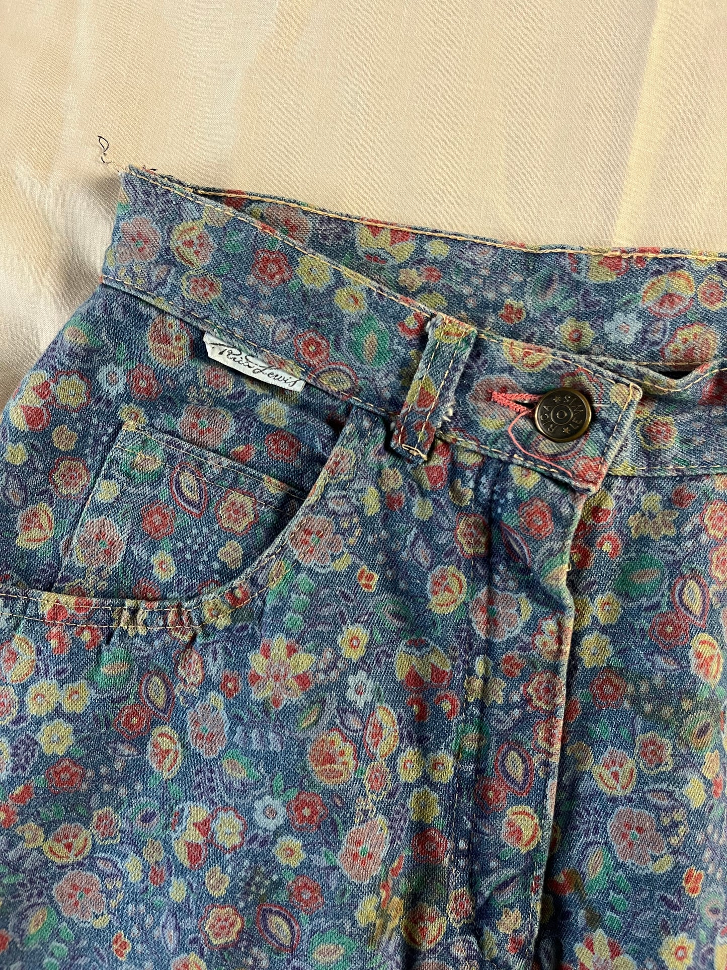 Phoebe 90s Skirt UK 6