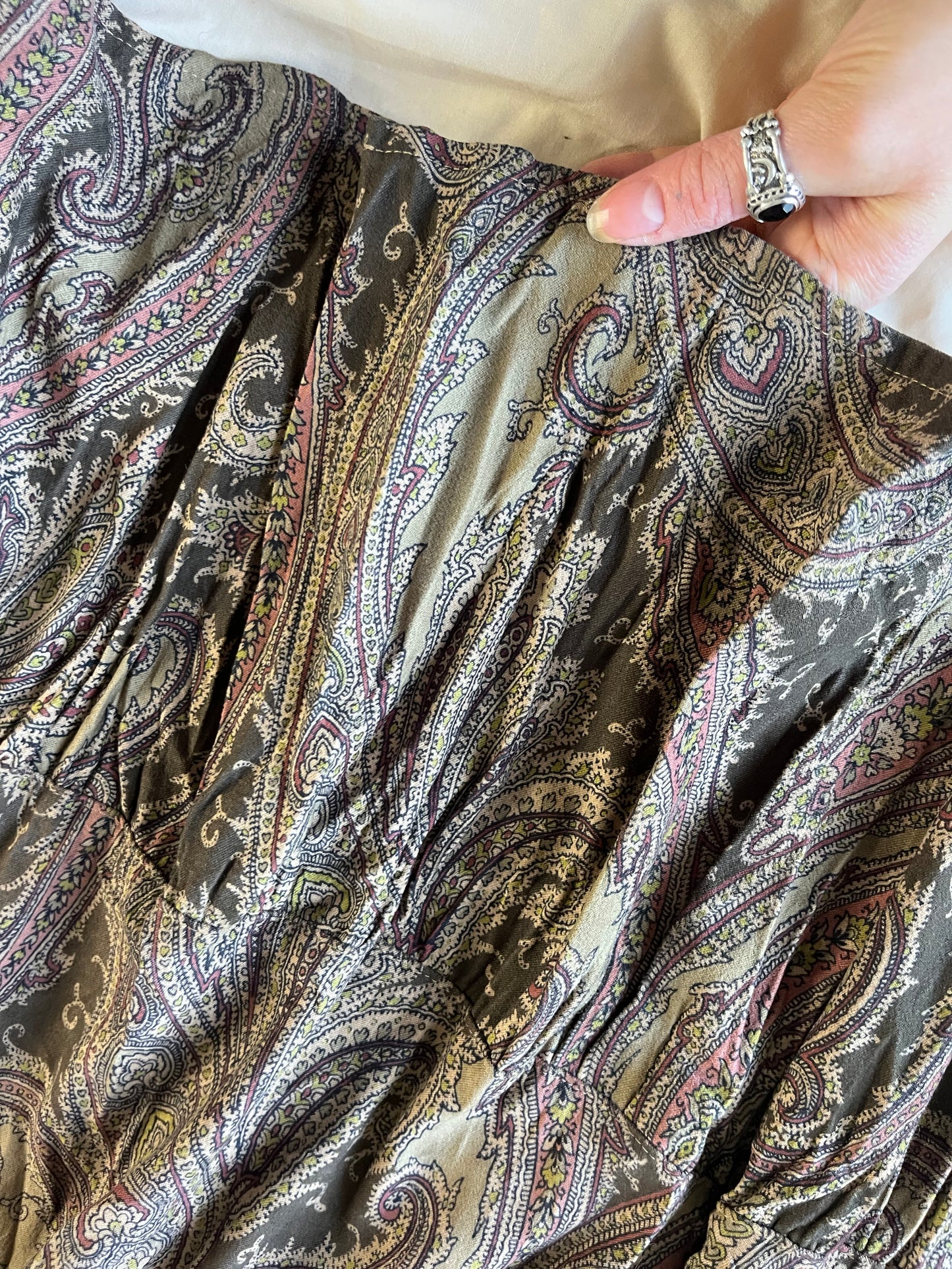 Paige Skirt UK 14-18