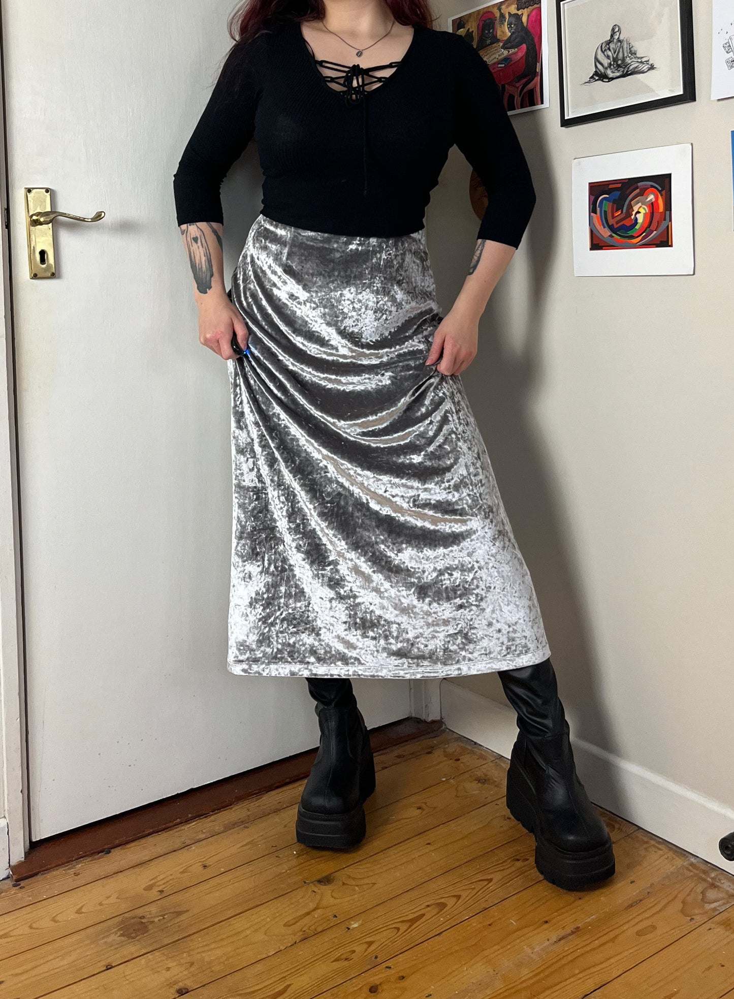Luna 00s Skirt UK 8-12