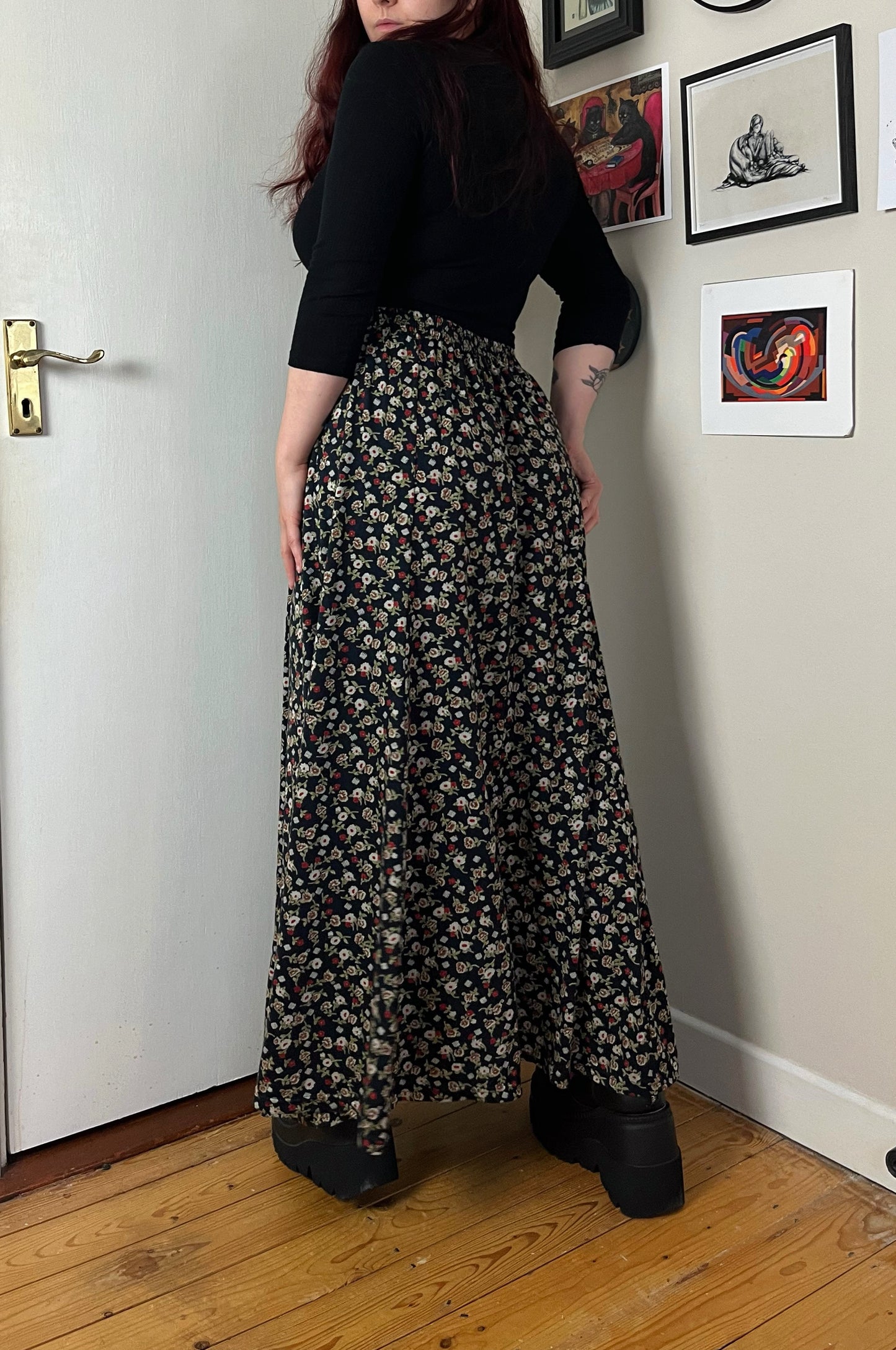 Caroline 90s Skirt UK 8-14