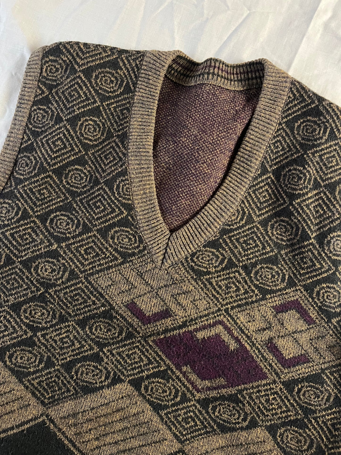 Chloe 90s Sweater Vest UK 6-16
