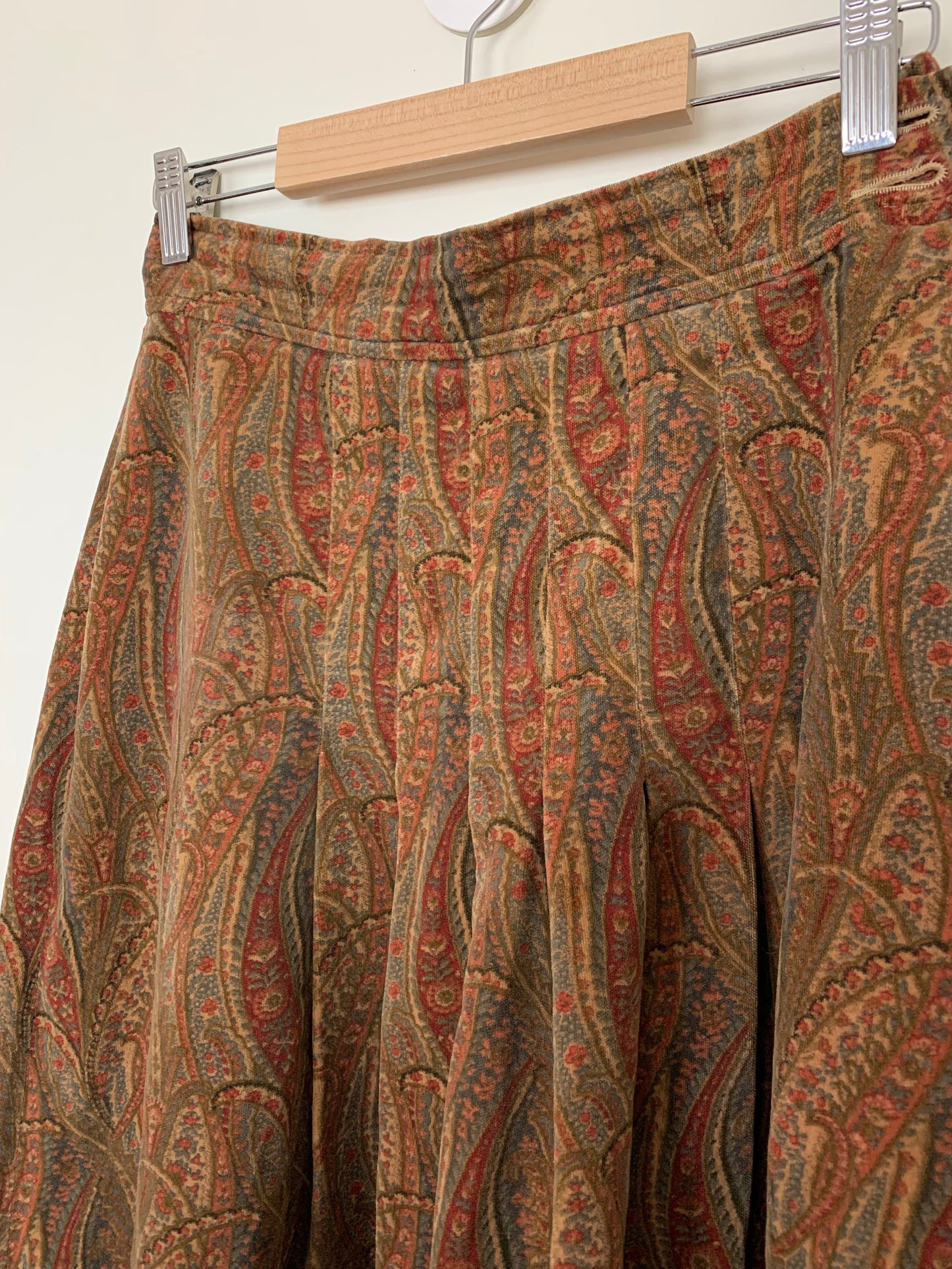 Charlie 90s Velvet Skirt UK 8