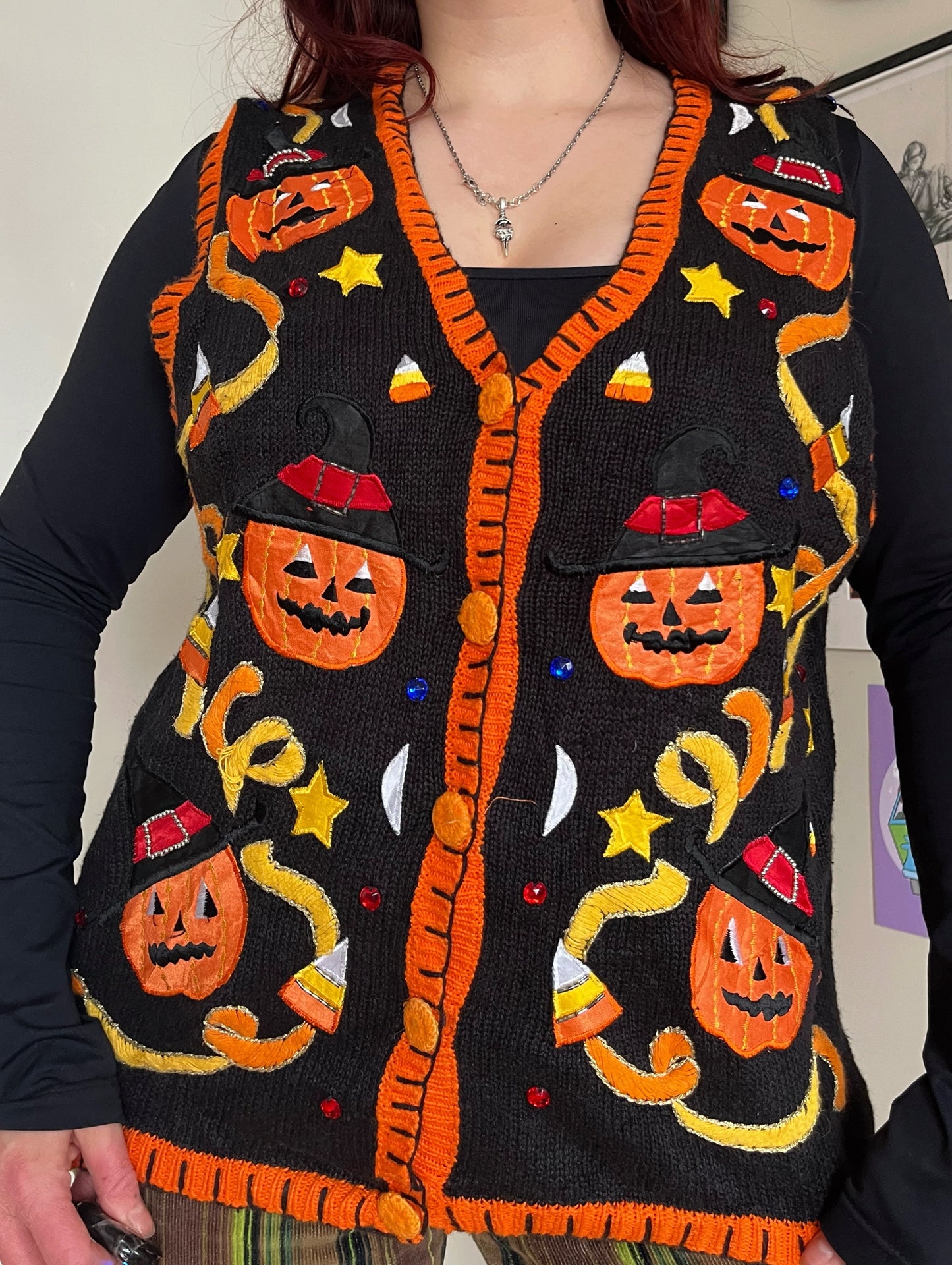 All Hallows 1990s Halloween Sweater Vest L