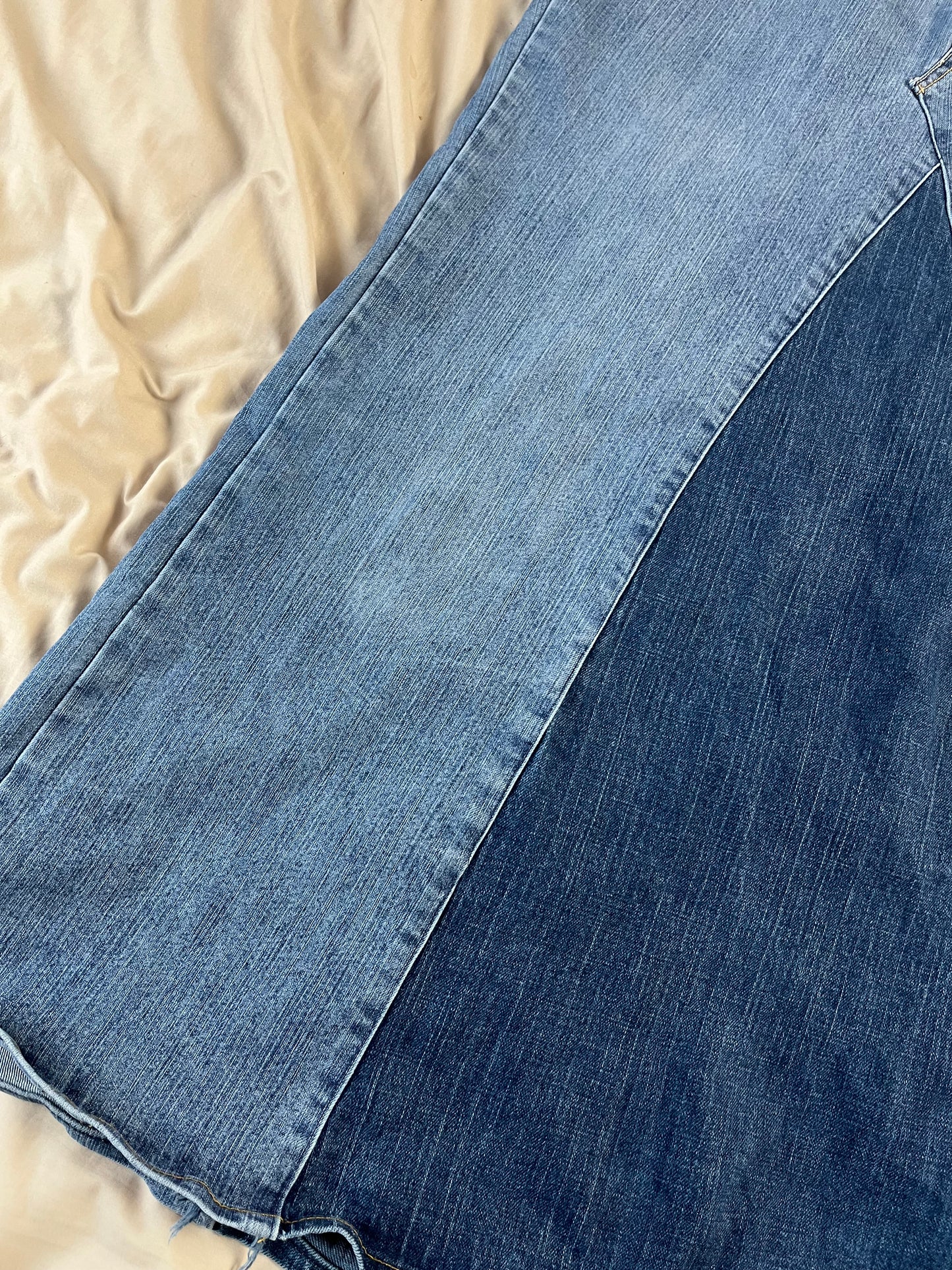 Tara 90s Skirt UK 14