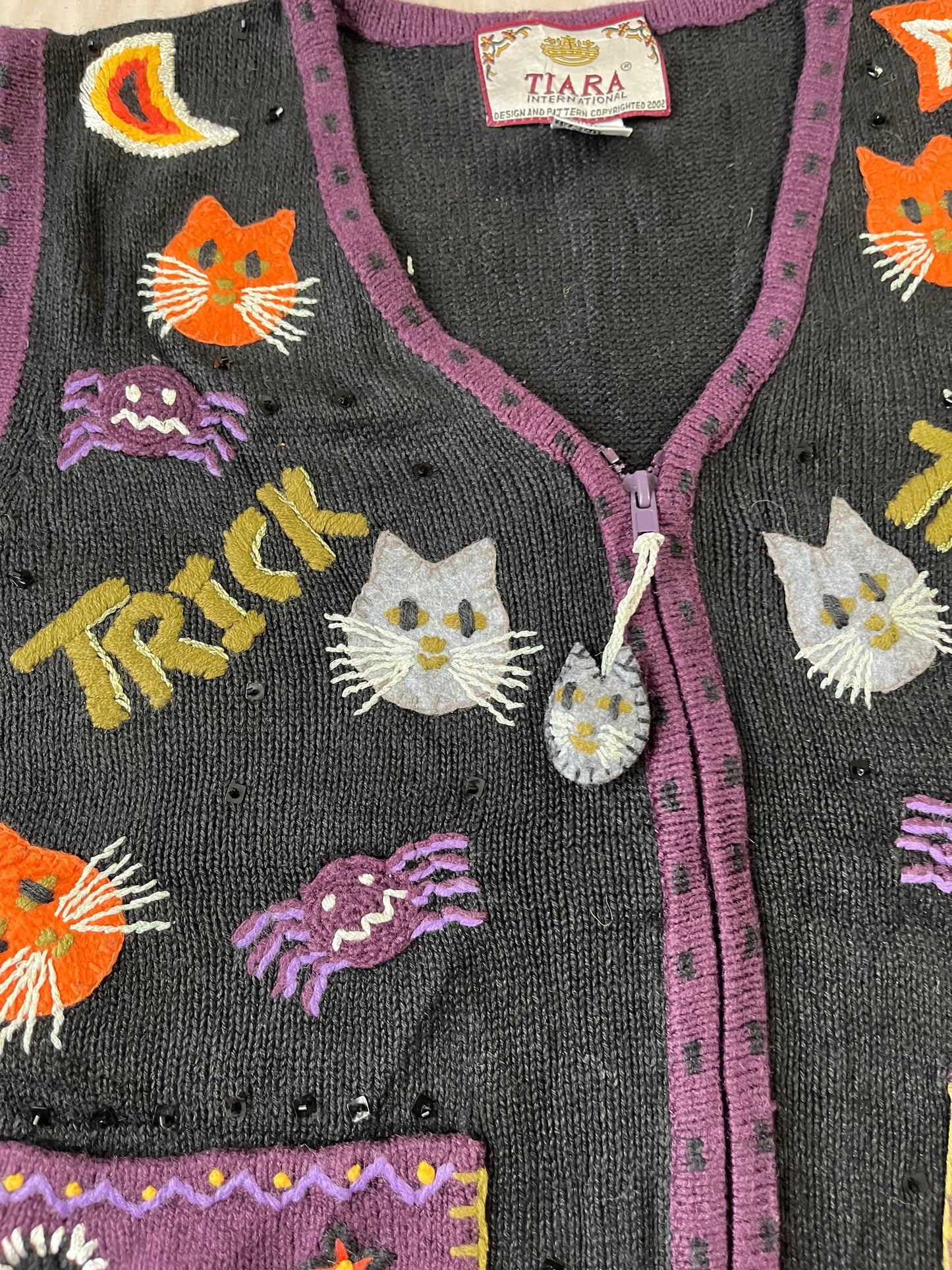 Trick or Treat 1990s Halloween Sweater Vest M/L