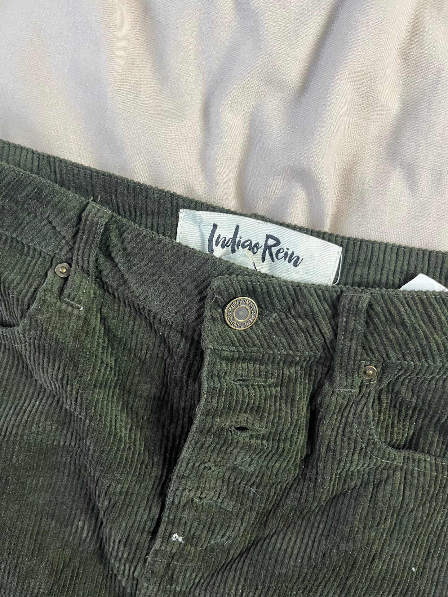 Sierra 00s Skirt UK 8-10