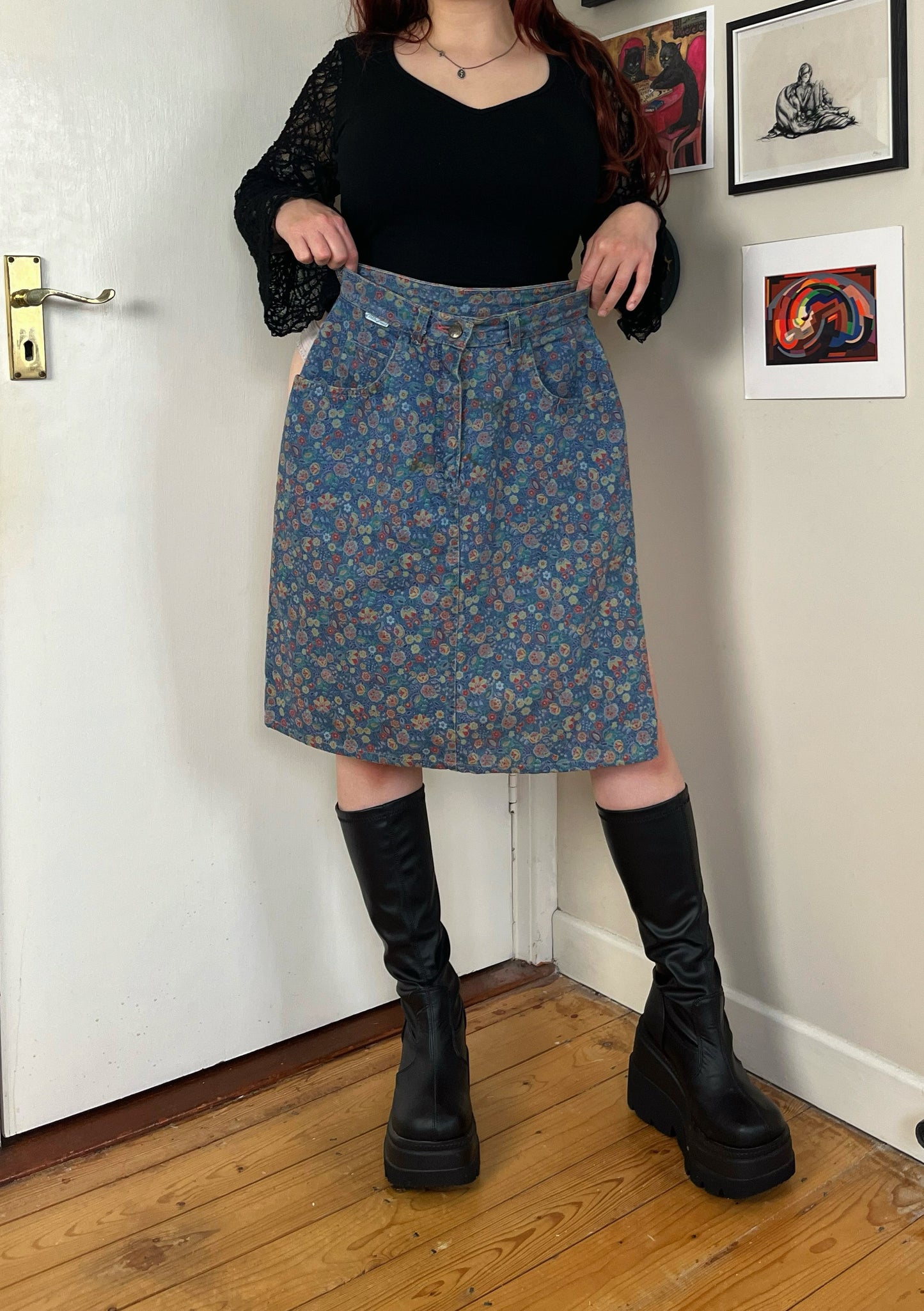 Phoebe 90s Skirt UK 6