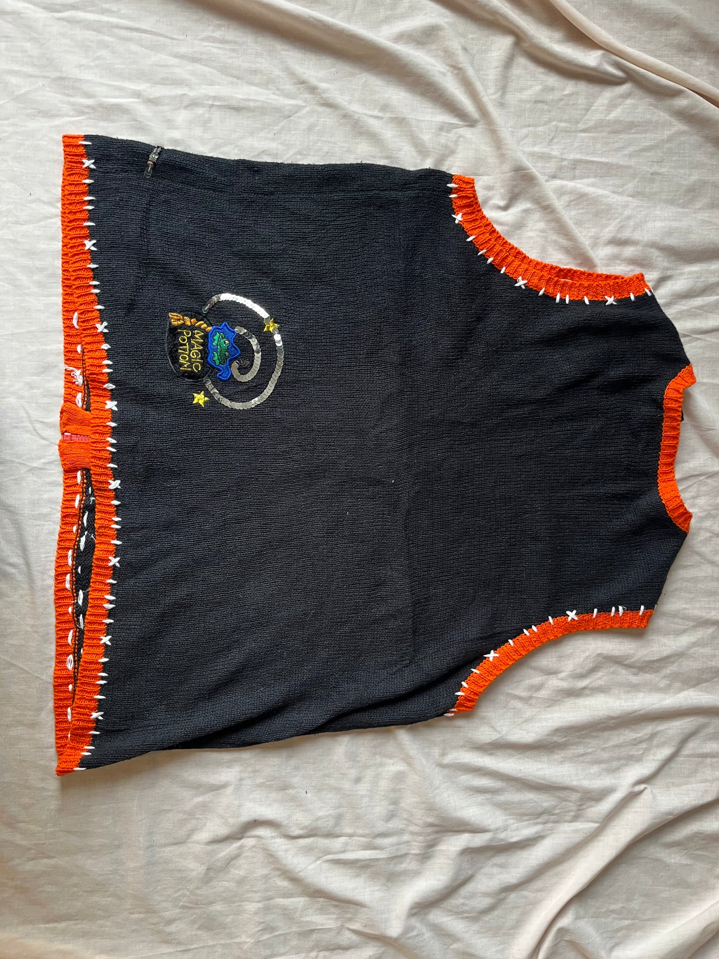 Something Wicked 1990s Halloween Sweater Vest L