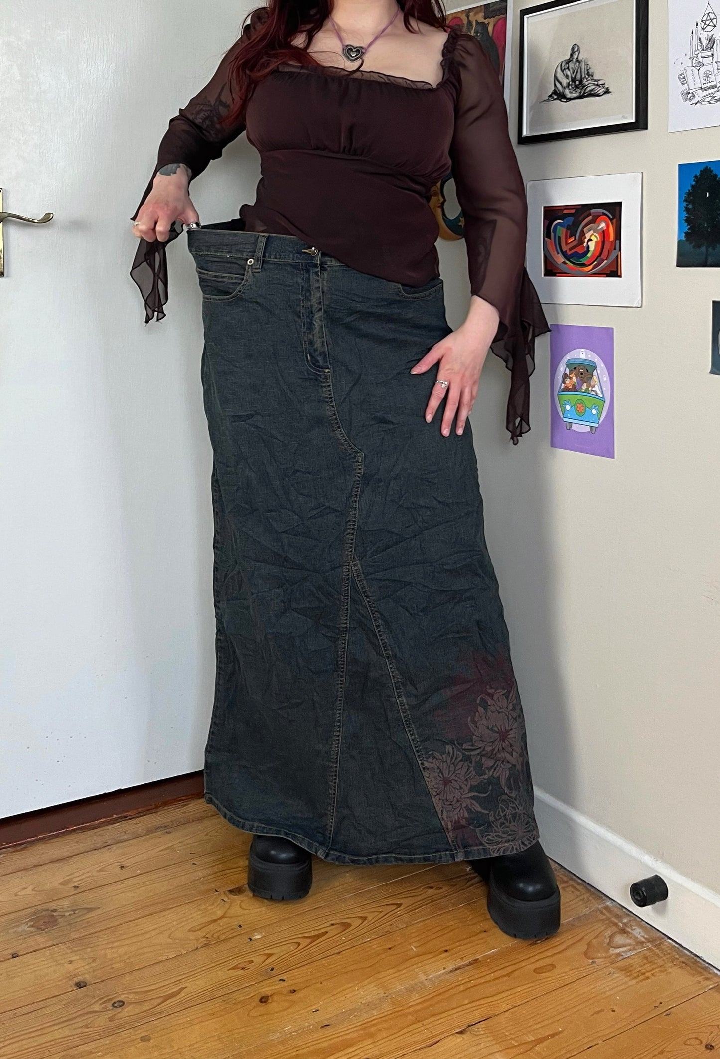 Chloe Skirt UK 10-12 & UK 16-18 (Two Sizes)