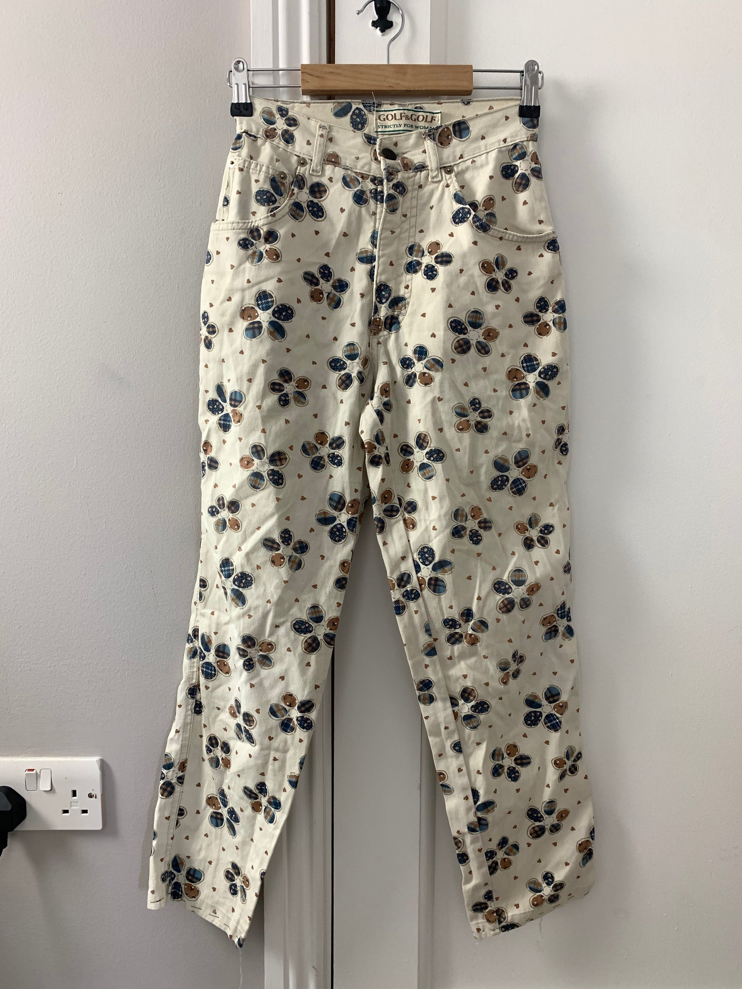 Flora 90s Jean UK 4-6/ Waist 24"
