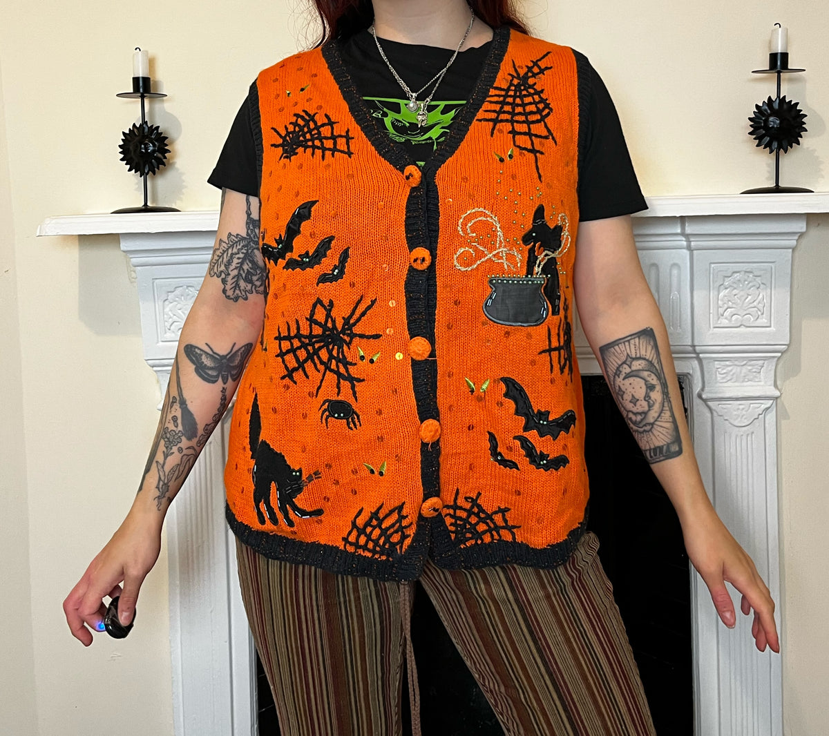 Cobwebs 1990s Halloween Sweater Vest L