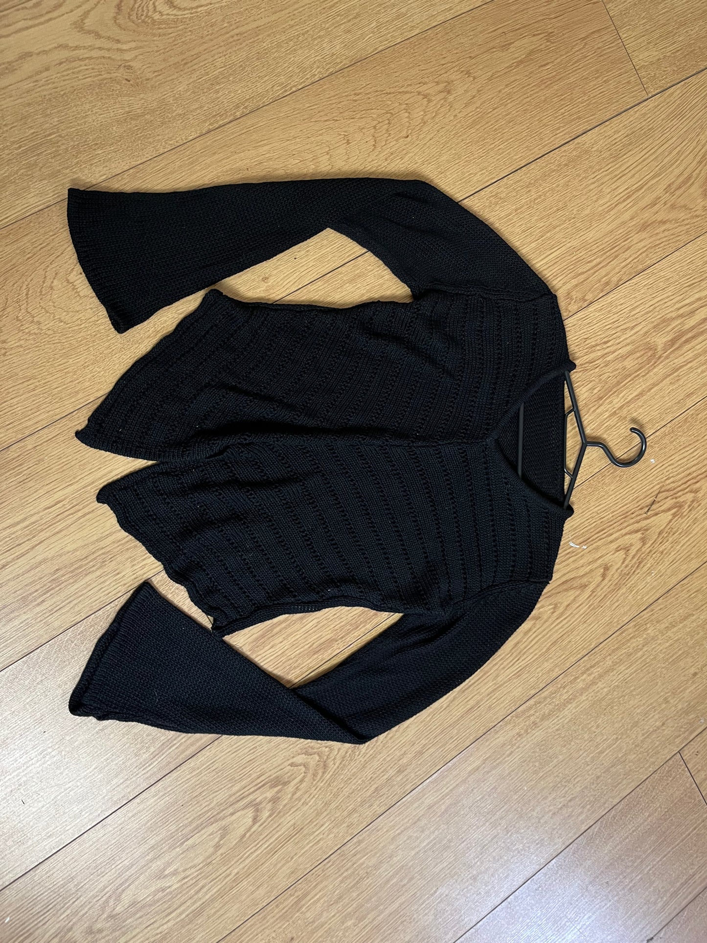 Black Jumper UK 6-10