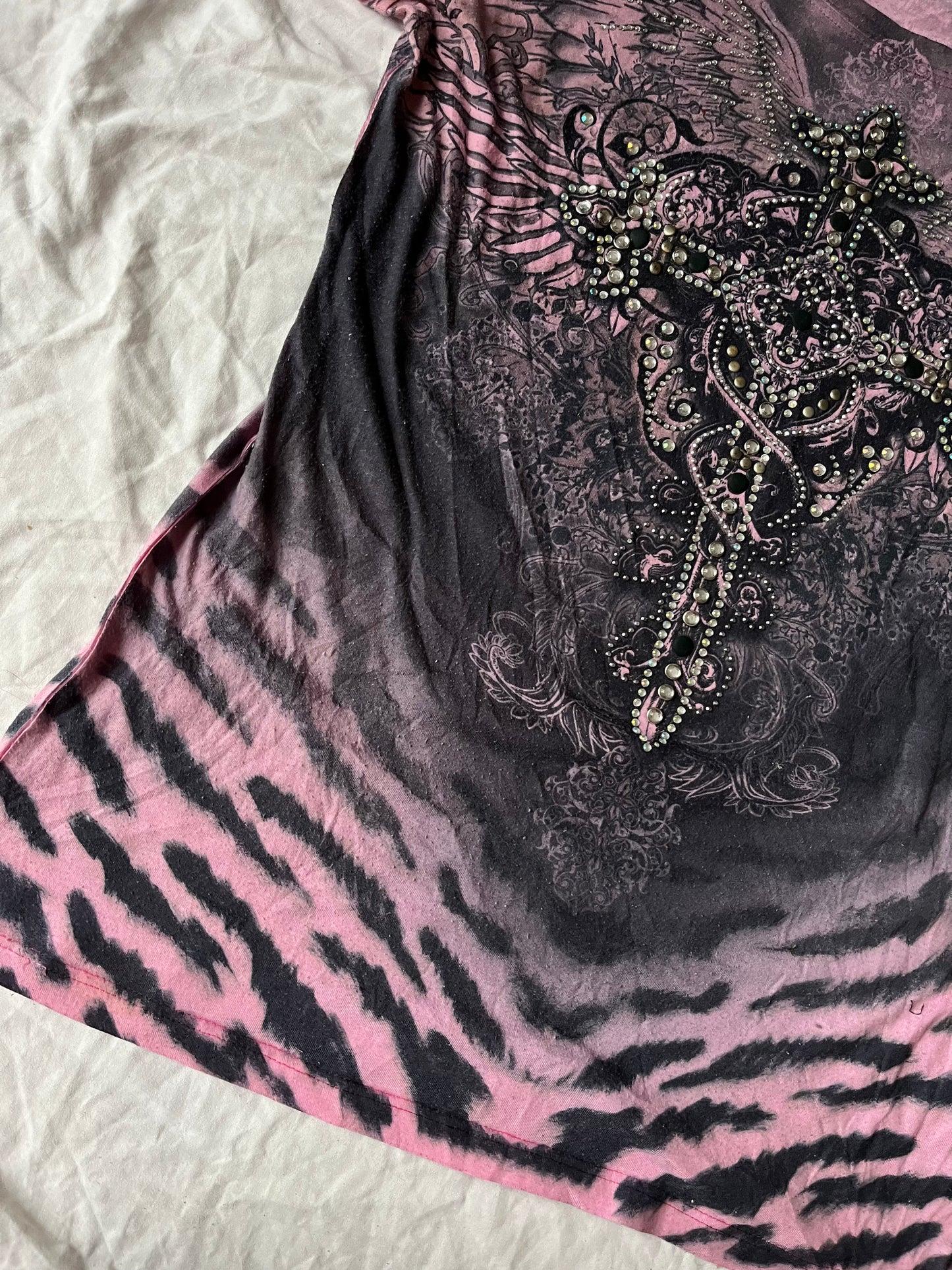 Y2K Cross Tshirt M