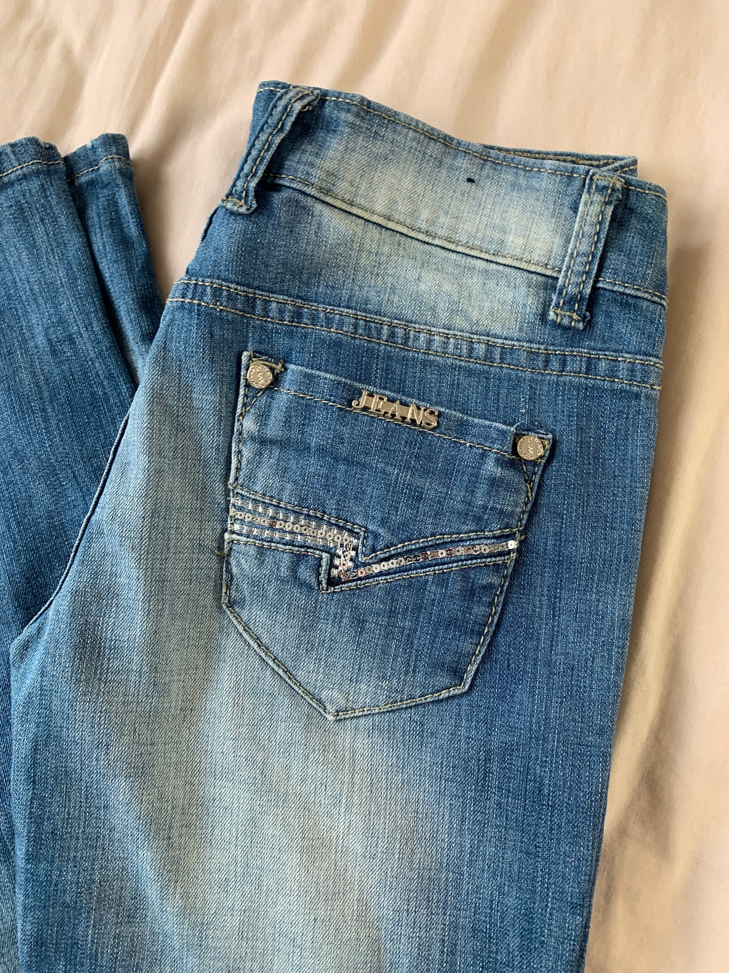 Bella 00s jeans UK 6-8