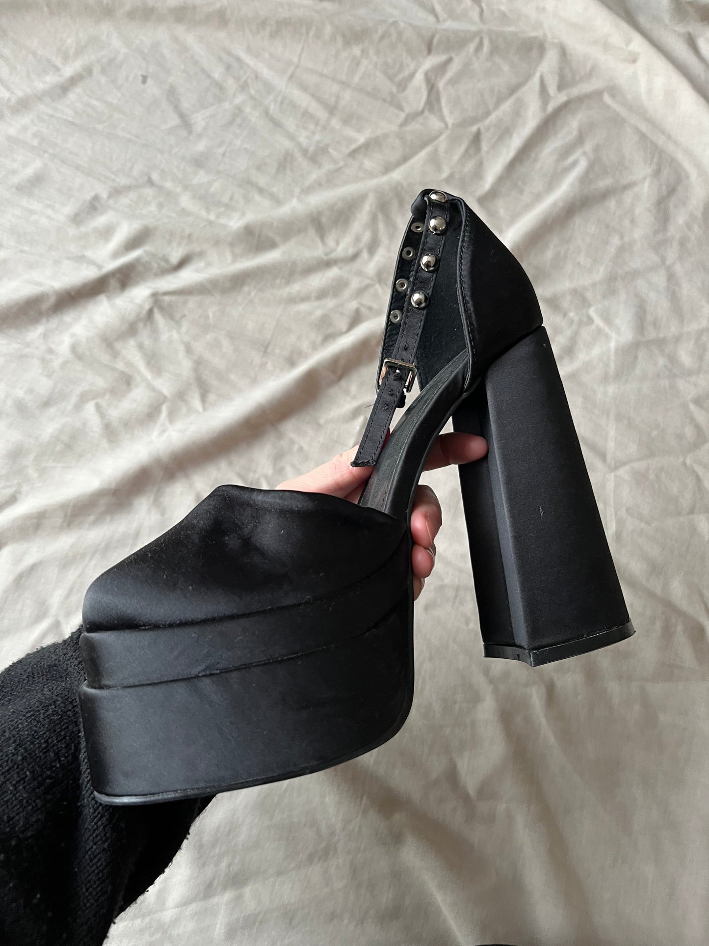 2000s Satin Shoes EU 39/ UK 6