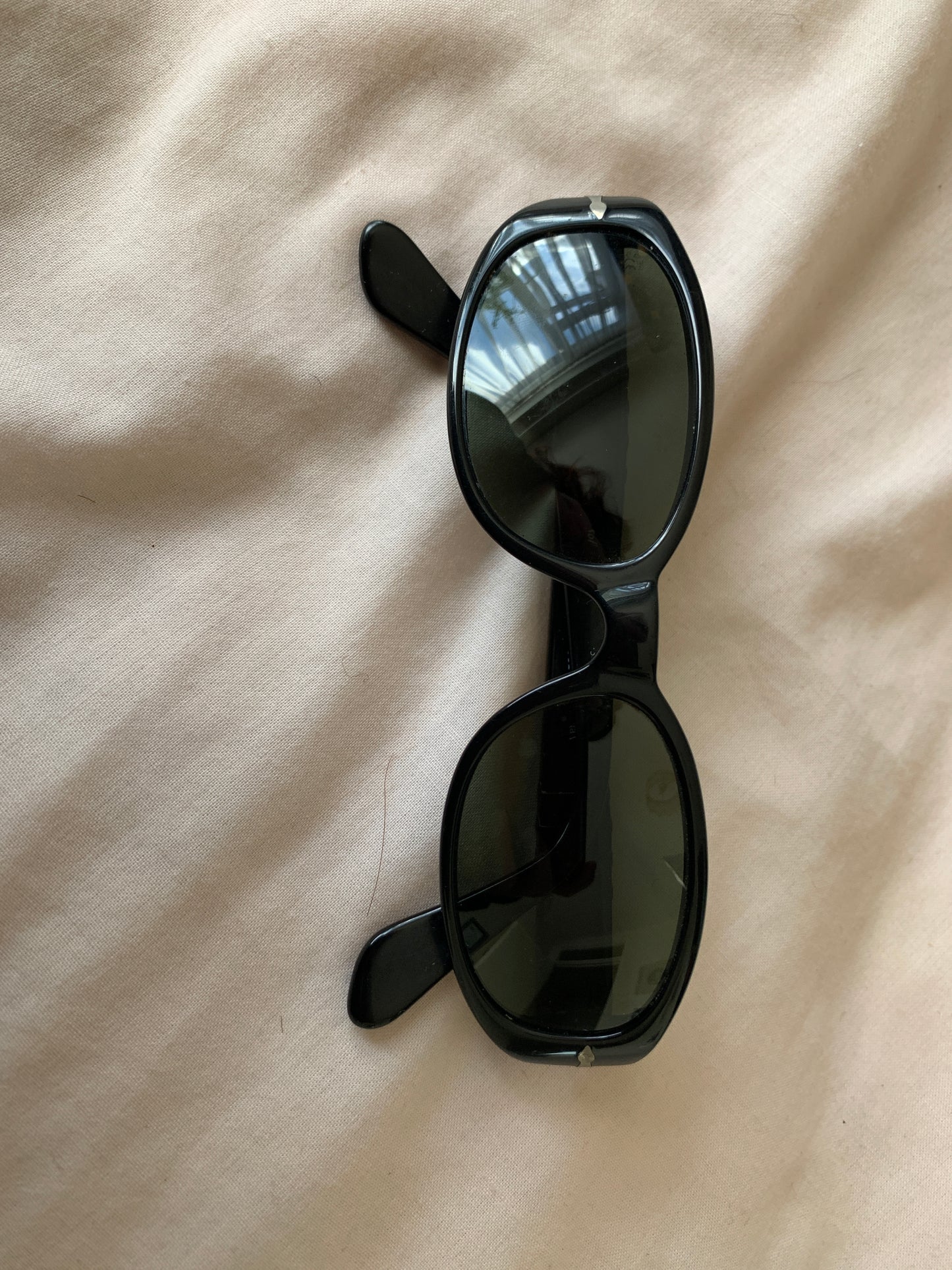 Circe 90s Sunglasses