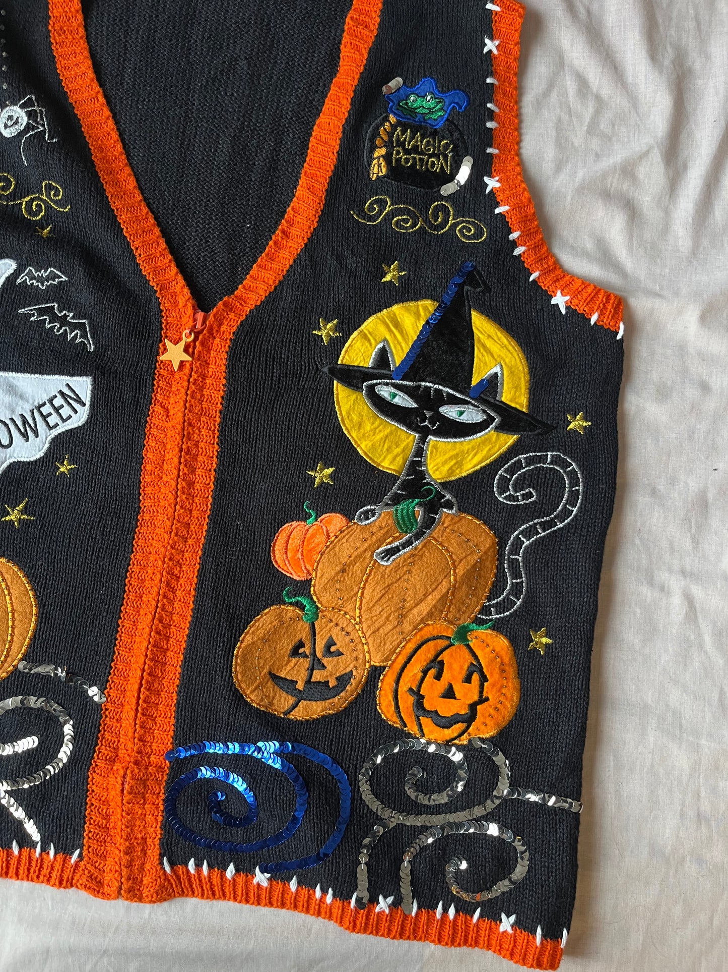Something Wicked 1990s Halloween Sweater Vest L