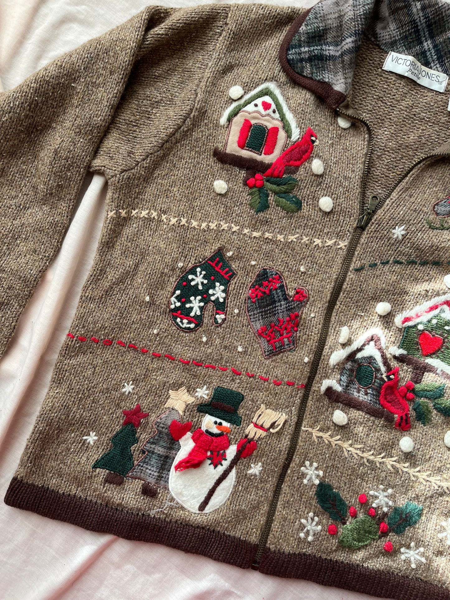 Winter Woodland 1990s Cardigan UK 4-14/M