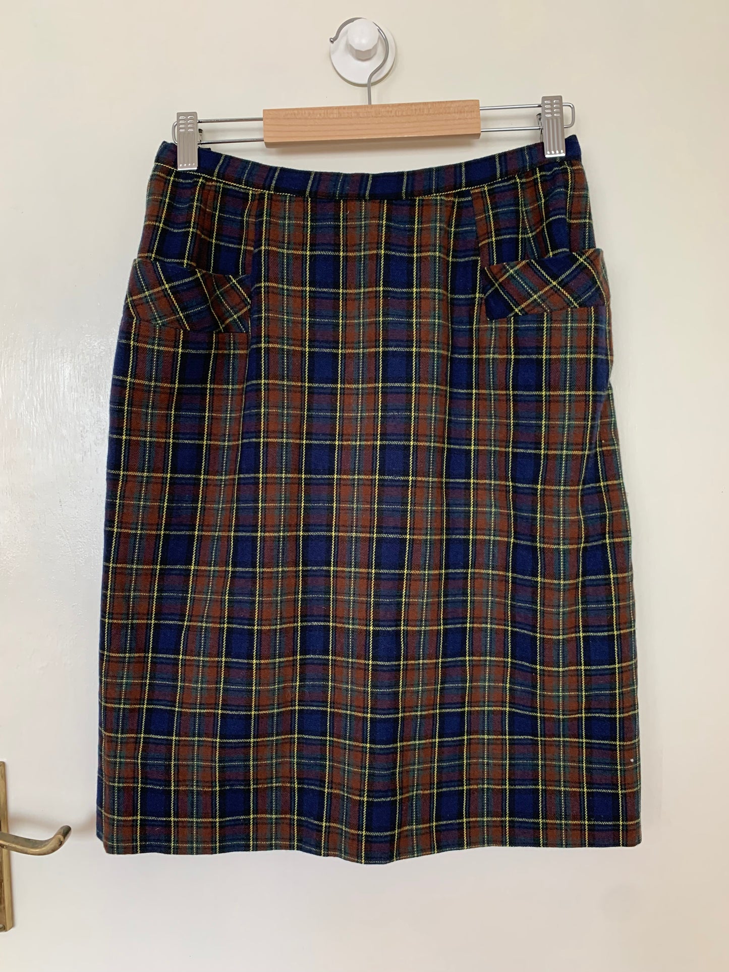 Lola 90s Tartan Skirt UK 8