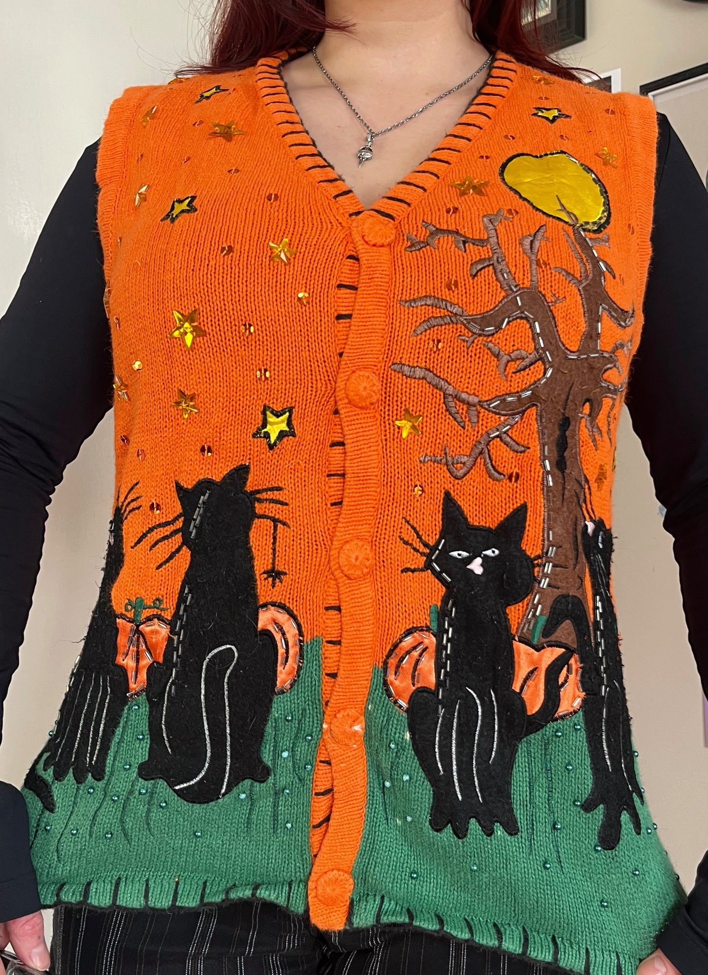 The Familiar 1990s Halloween Sweater Vest L