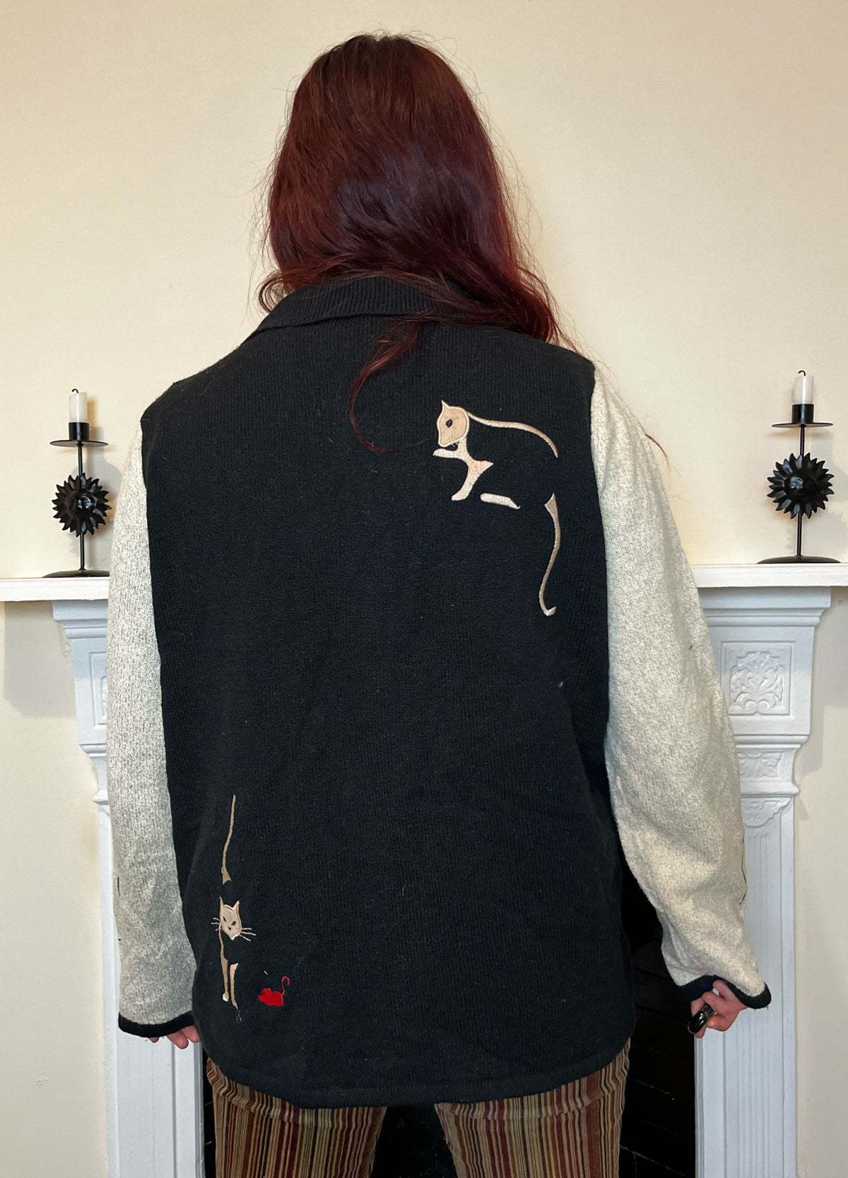 The Familiar Cardigan L