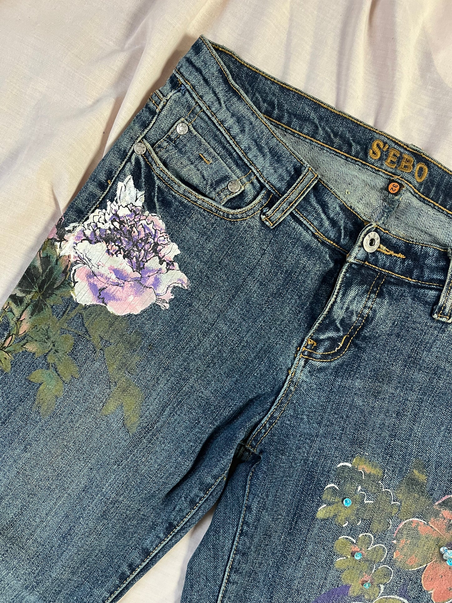 Flared Jeans With A Painted Design - UK 10