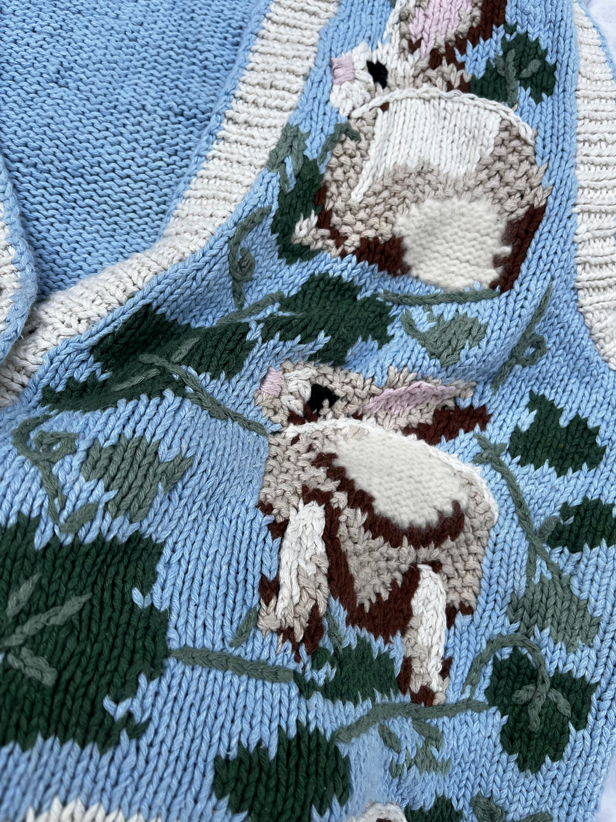 Bunny Sweater Vest M