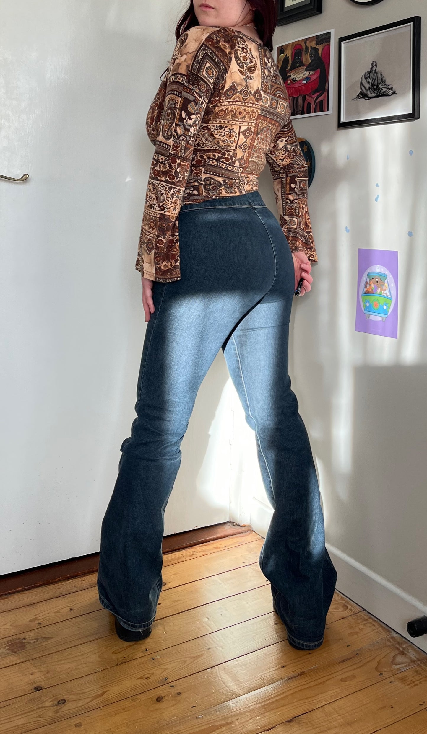 Flared Jeans With A Belt - UK 8-10