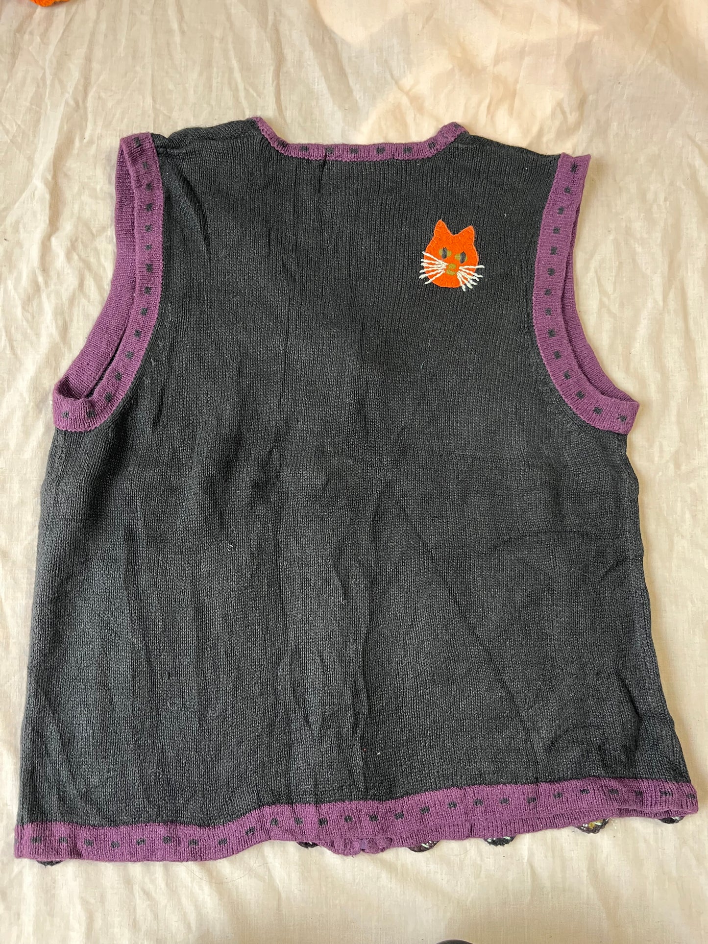 Trick or Treat 1990s Halloween Sweater Vest M/L