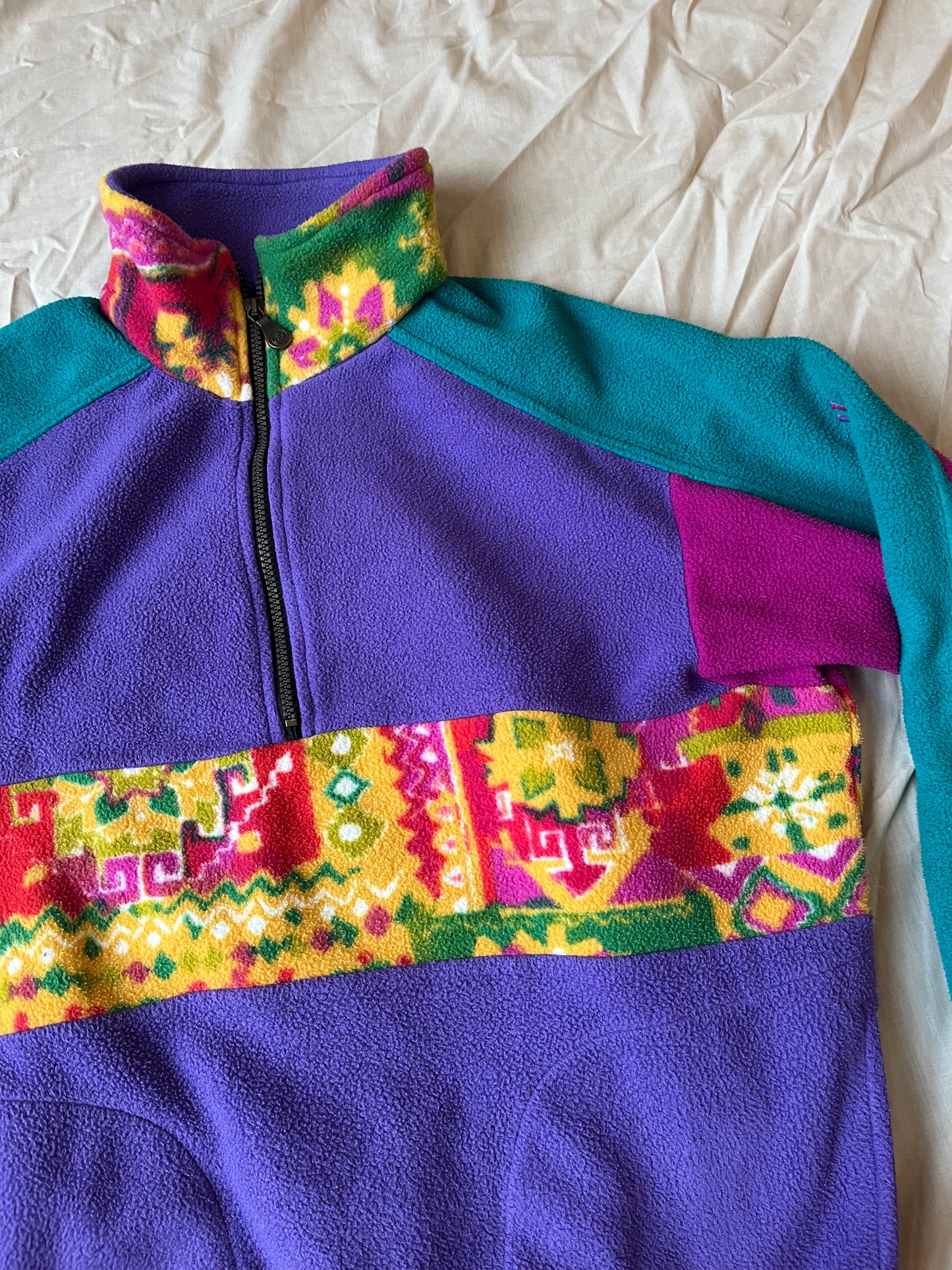 Adrianna 90s Fleece L