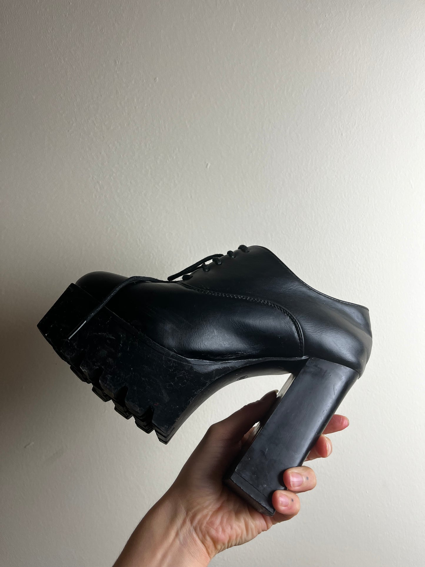 1990s Witchy Shoes UK 5