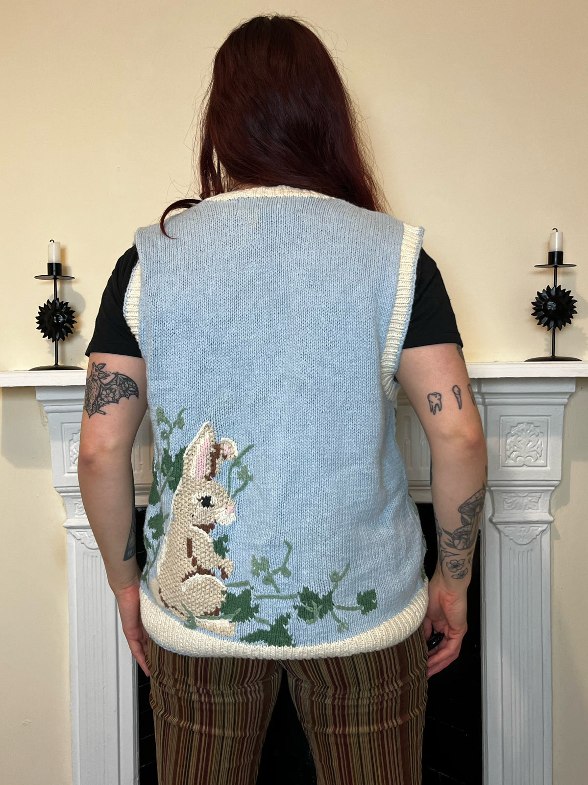 Bunny Sweater Vest M