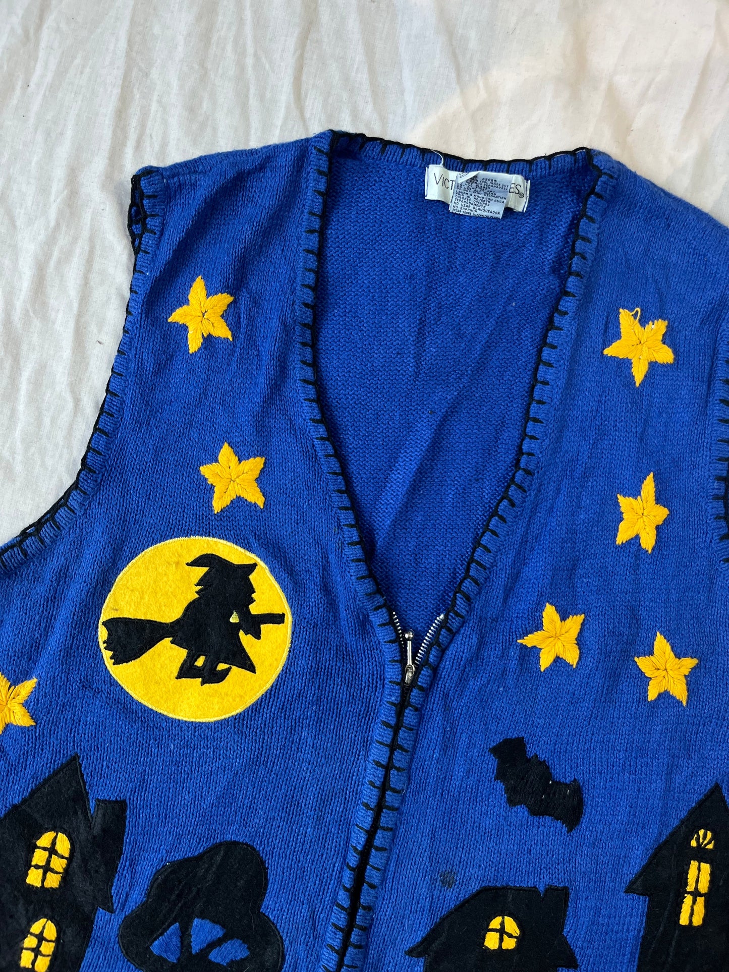 Season of The Witch 1990s Halloween Sweater Vest L