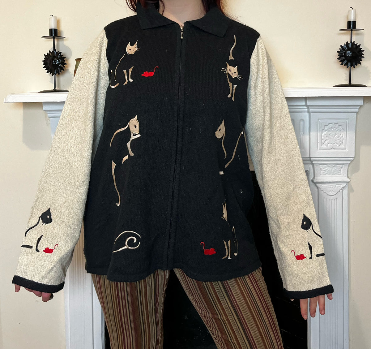 The Familiar Cardigan L