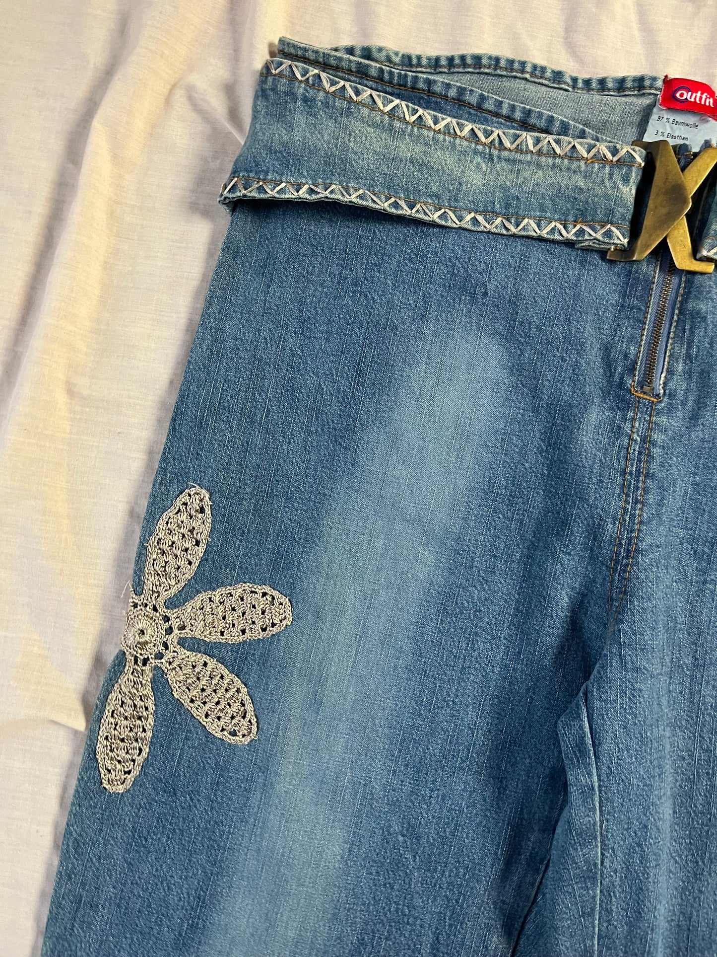 Flared Jeans - UK 14-16