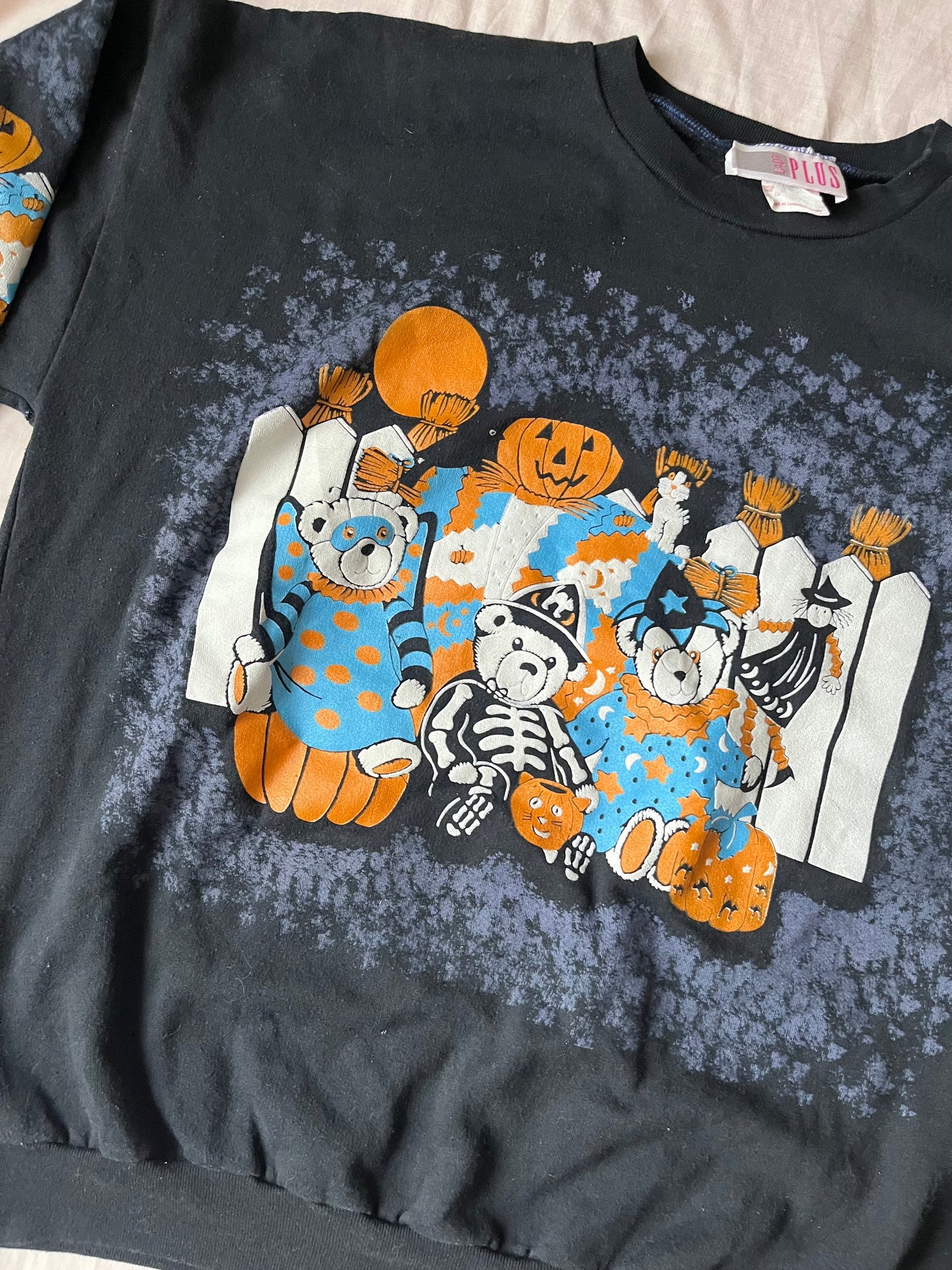 Spooky Season 1990s Halloween Sweater XL
