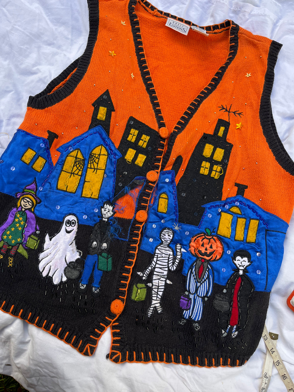 Halloween Town 1990s Halloween Sweater Vest M