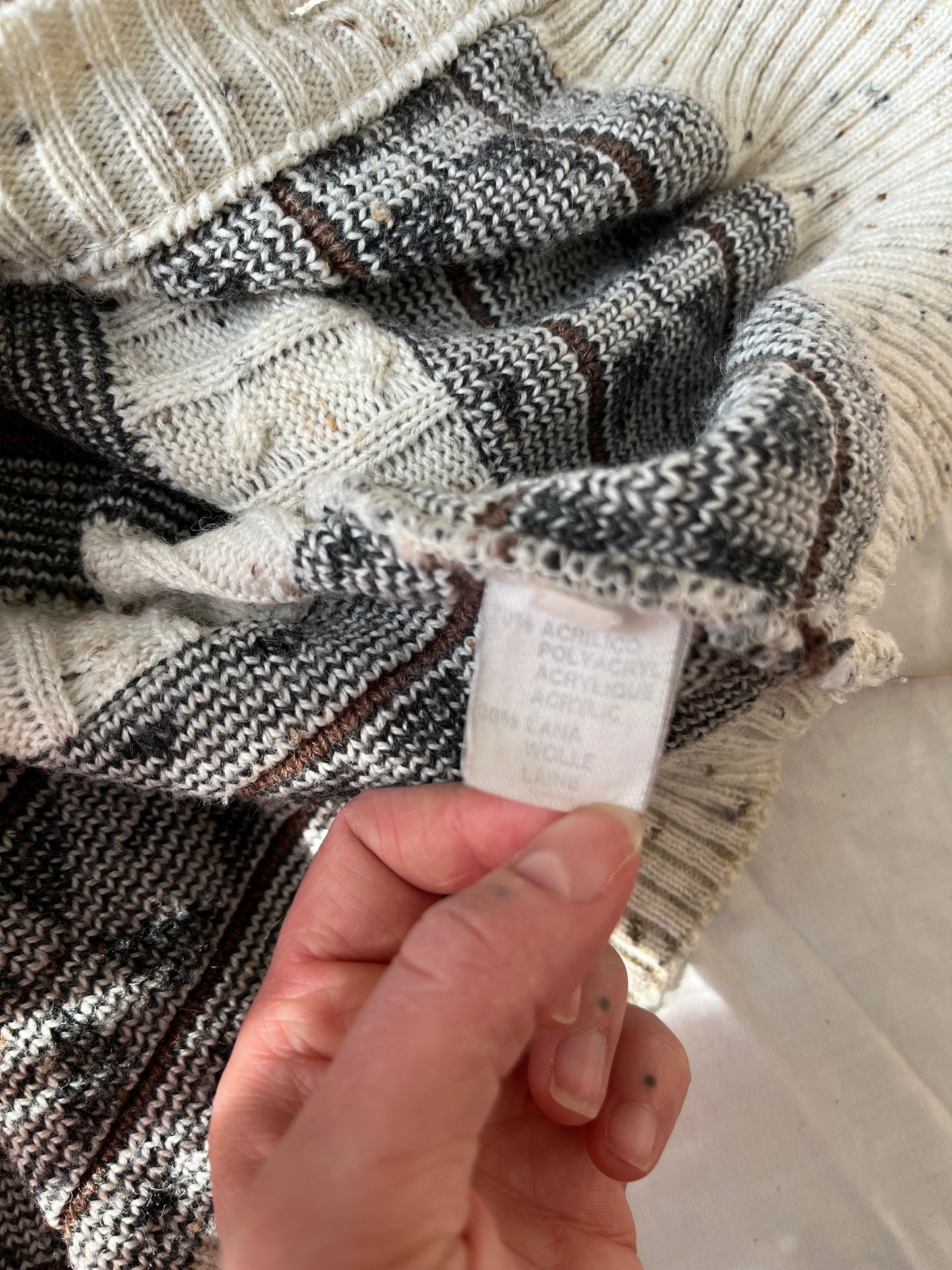 Brown and White Cardigan XXL