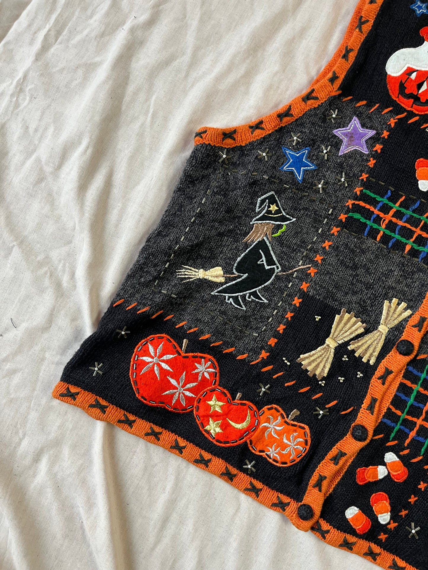 Sleepy Hollow 1990s Halloween Sweater Vest L