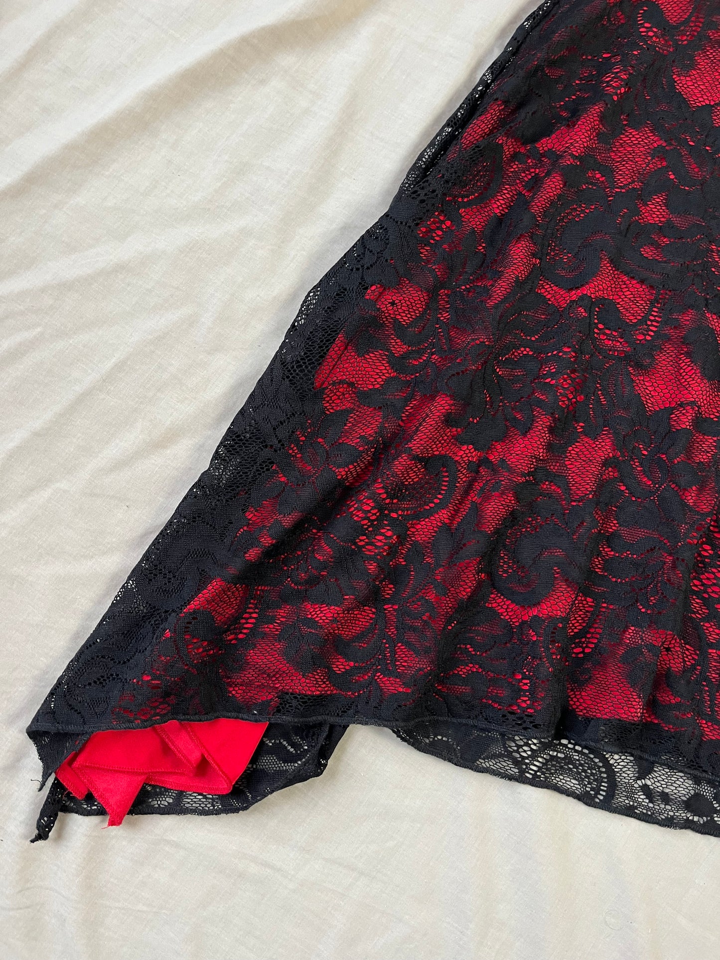 Red/Black Lace Skirt UK 6-10