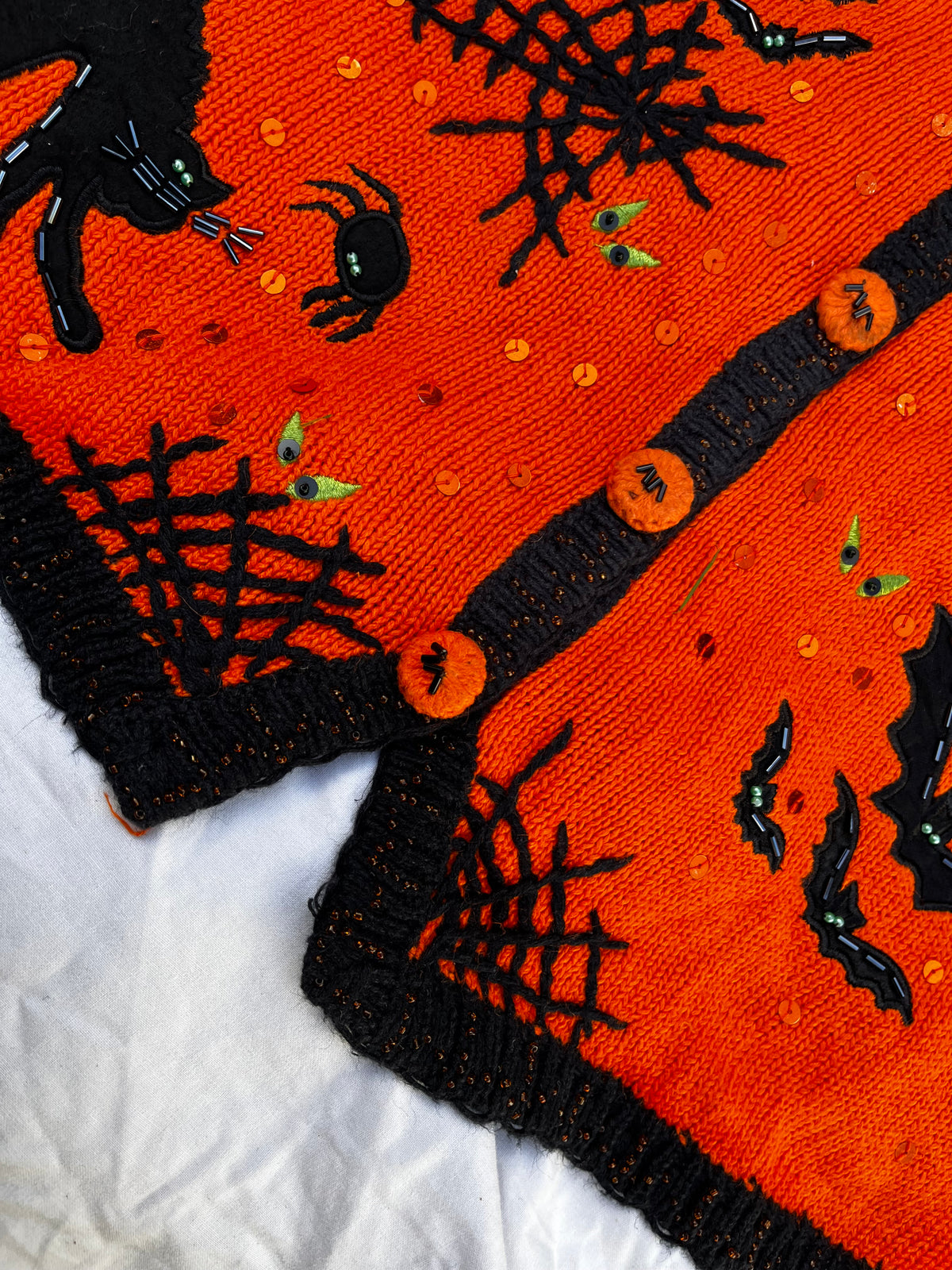 Cobwebs 1990s Halloween Sweater Vest M