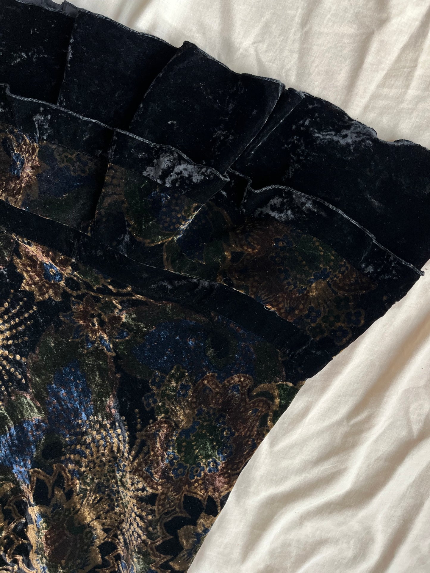 Velvet Floral Skirt UK 6-12