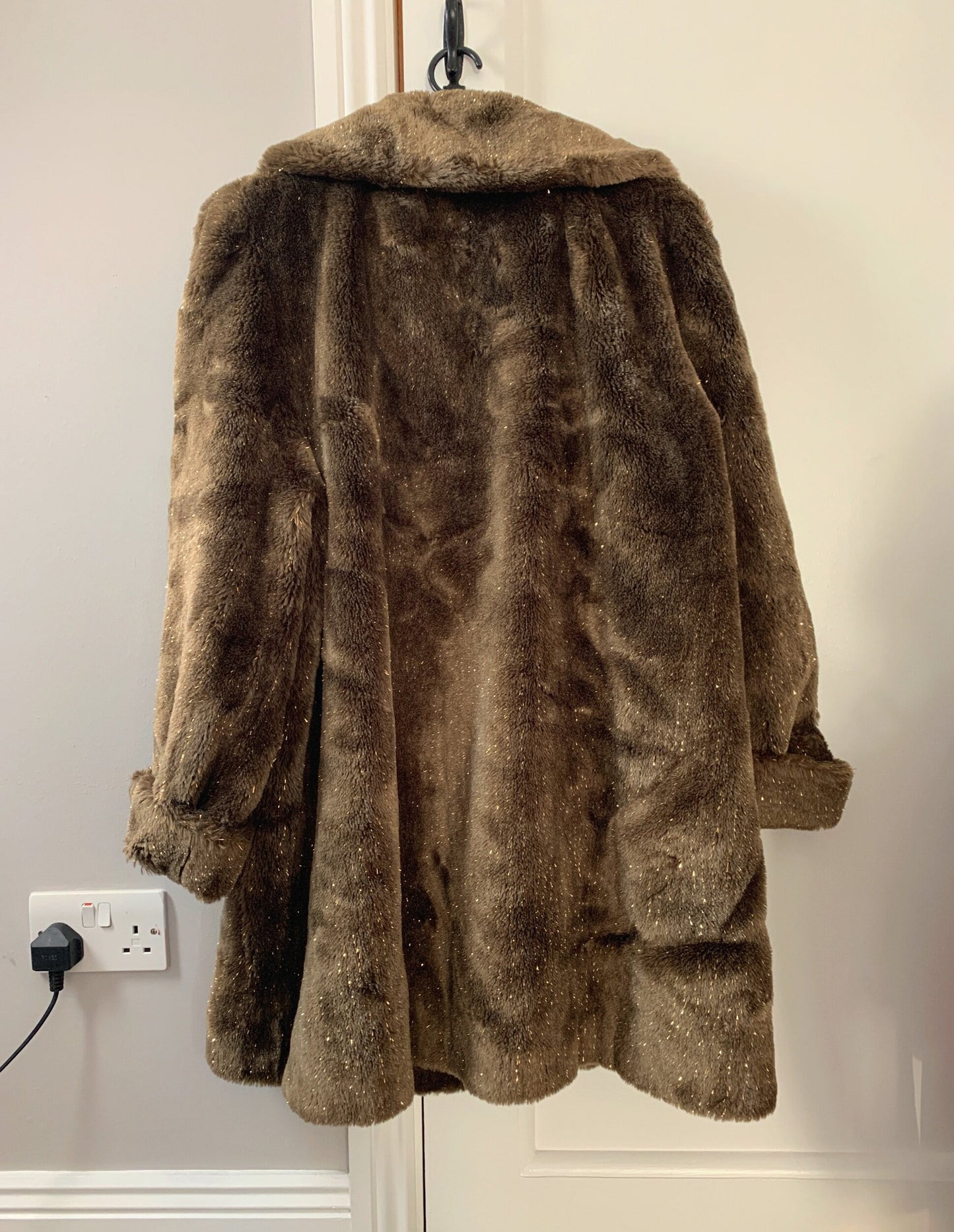 Melody 90s Faux Fur Coat UK 14-18