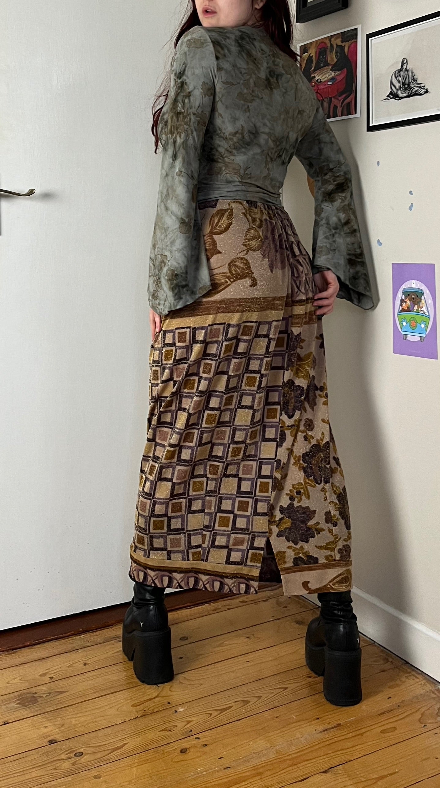 Glittery Floral Skirt UK 12-16