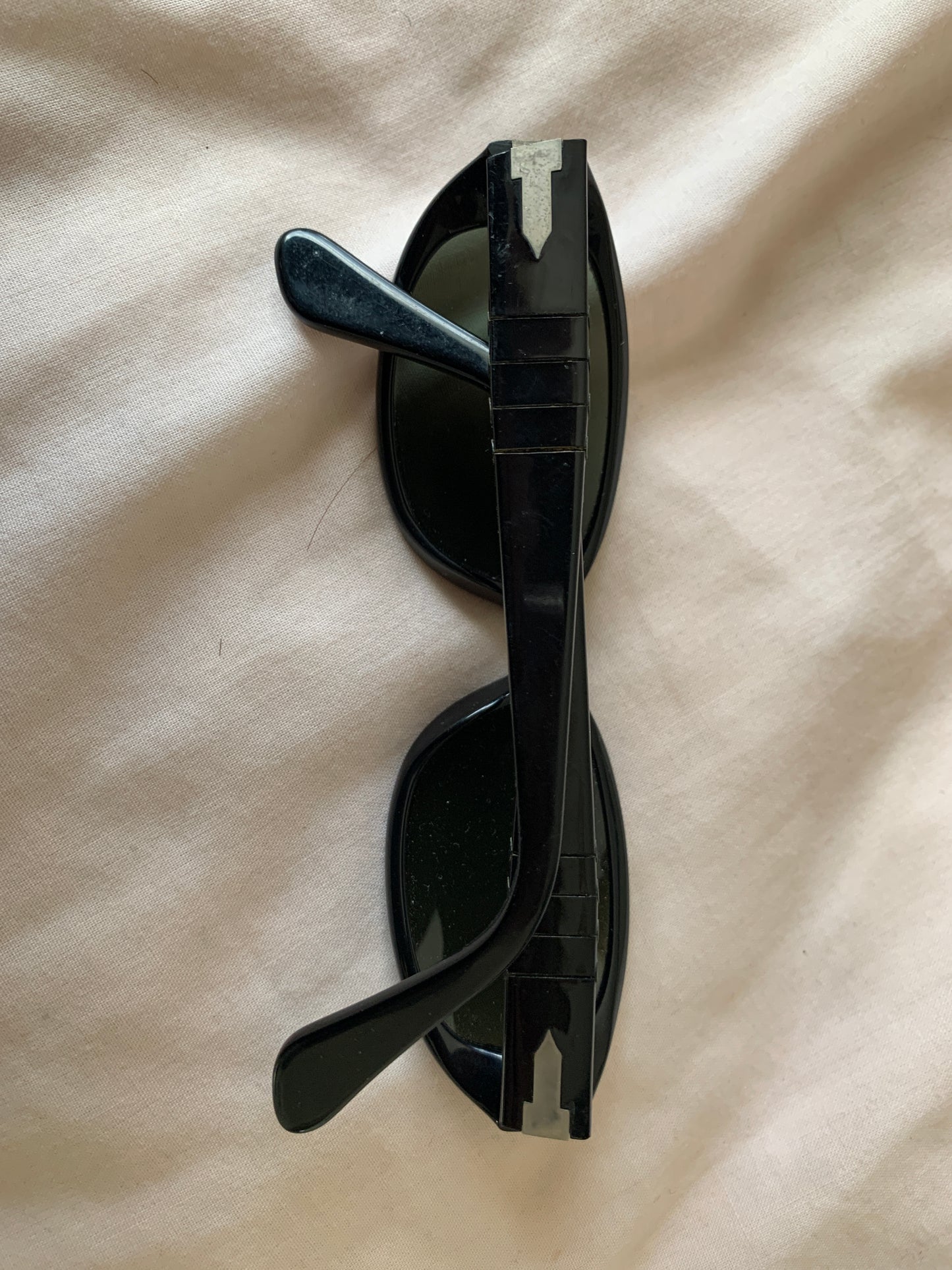 Circe 90s Sunglasses