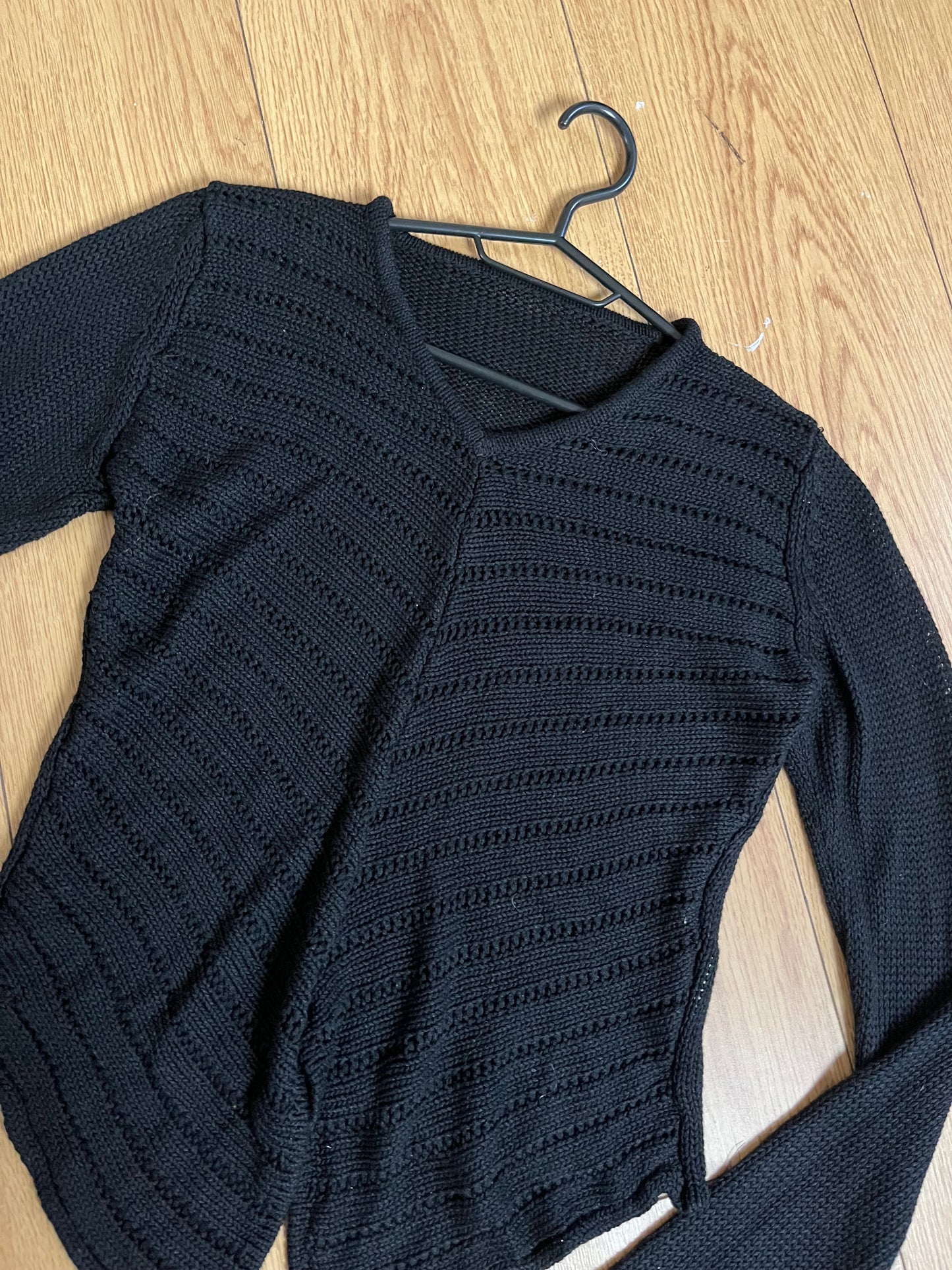 Black Jumper UK 6-10
