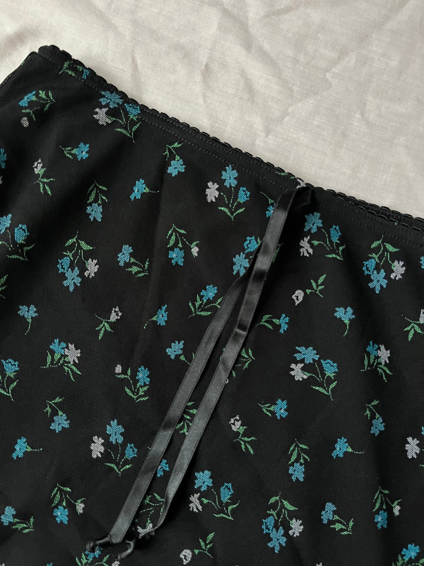 Black Floral Mesh Midi Skirt - UK 8-10